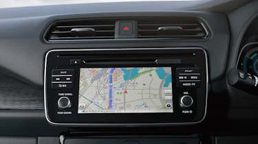 Nissan Leaf drive Japan - nav