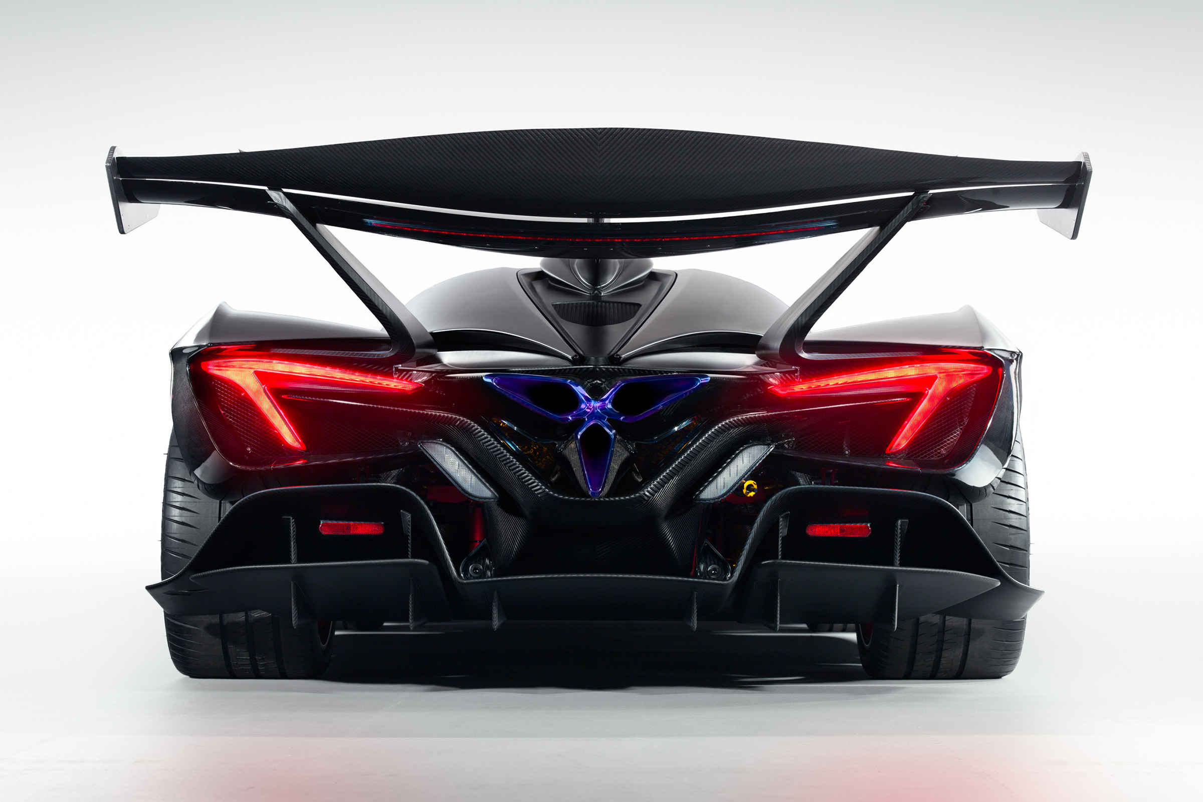 Apollo IE - rear
