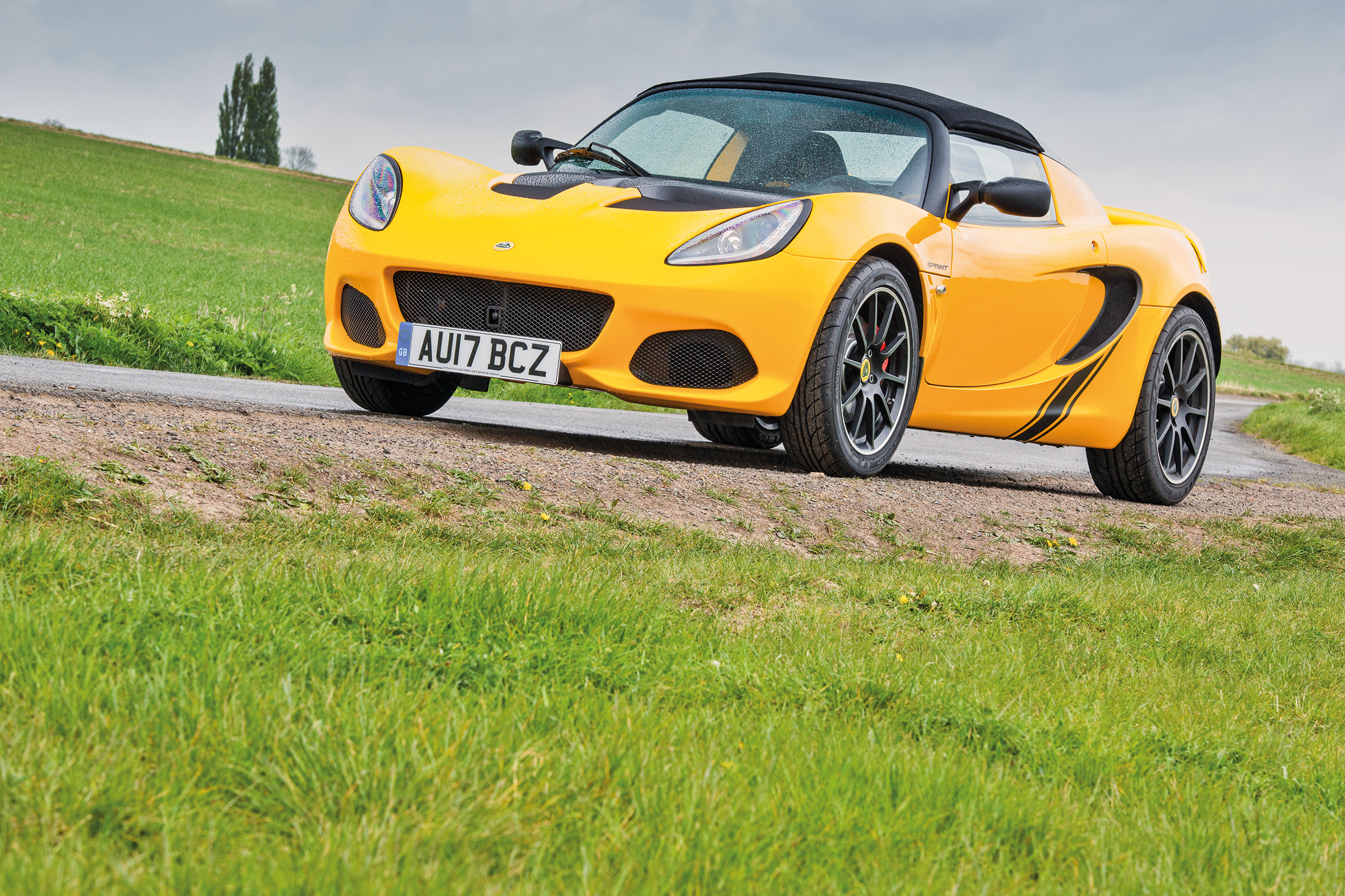 Lotus Elise Sprint 220 - front quarter