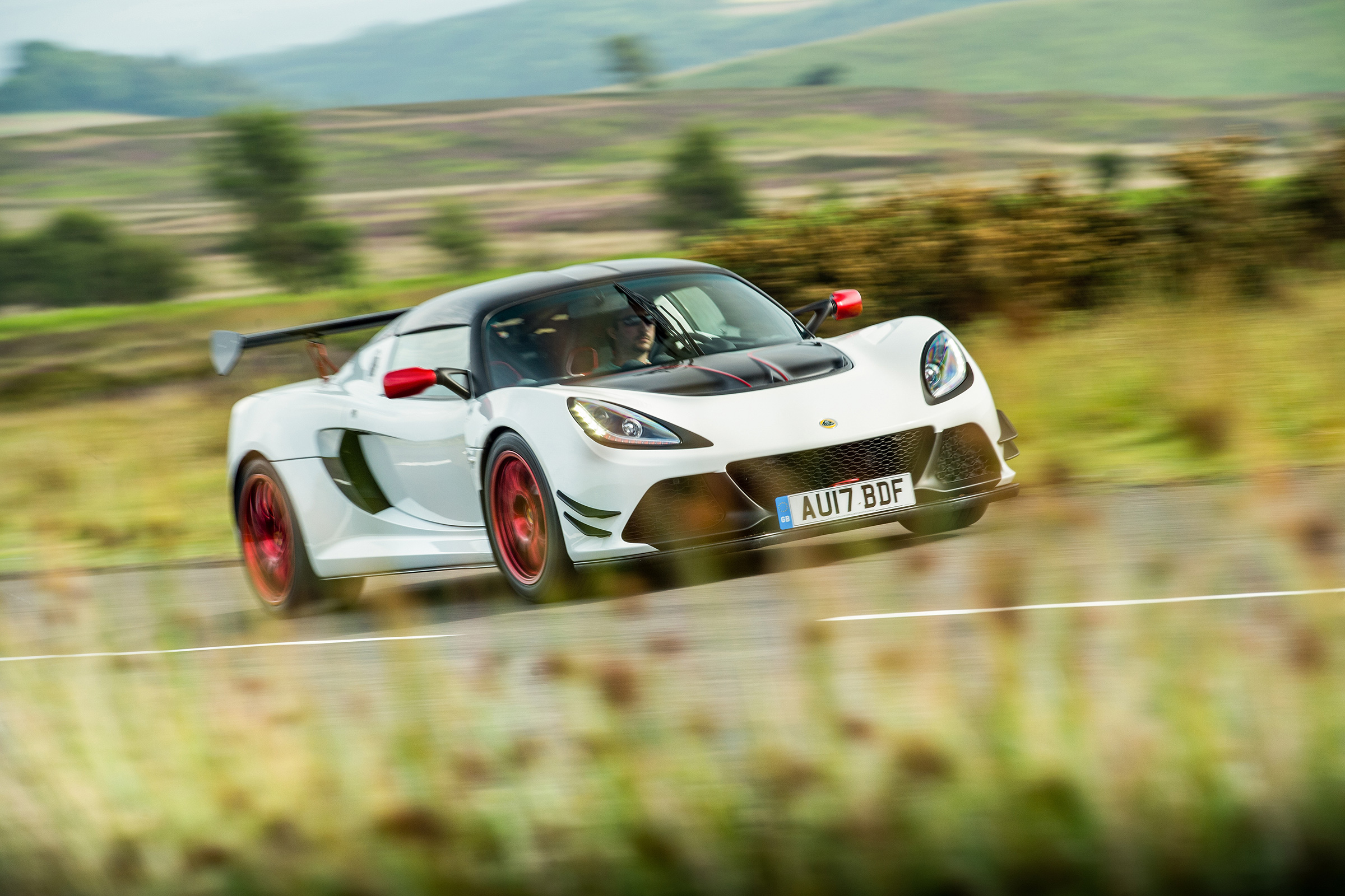 Lotus Exige 380 Cup - dynamic front quarter