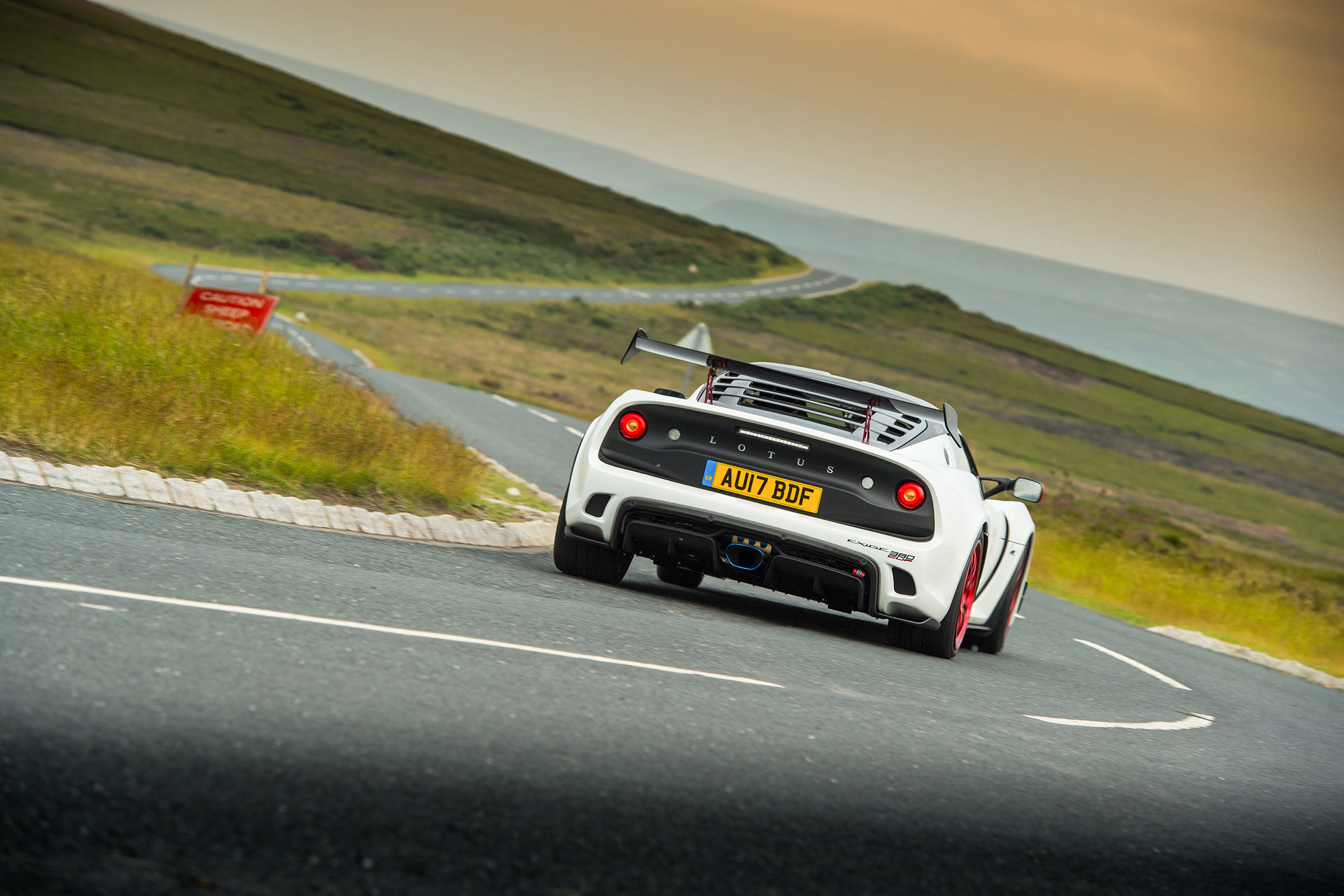 Lotus Exige 380 Cup - rear cornering