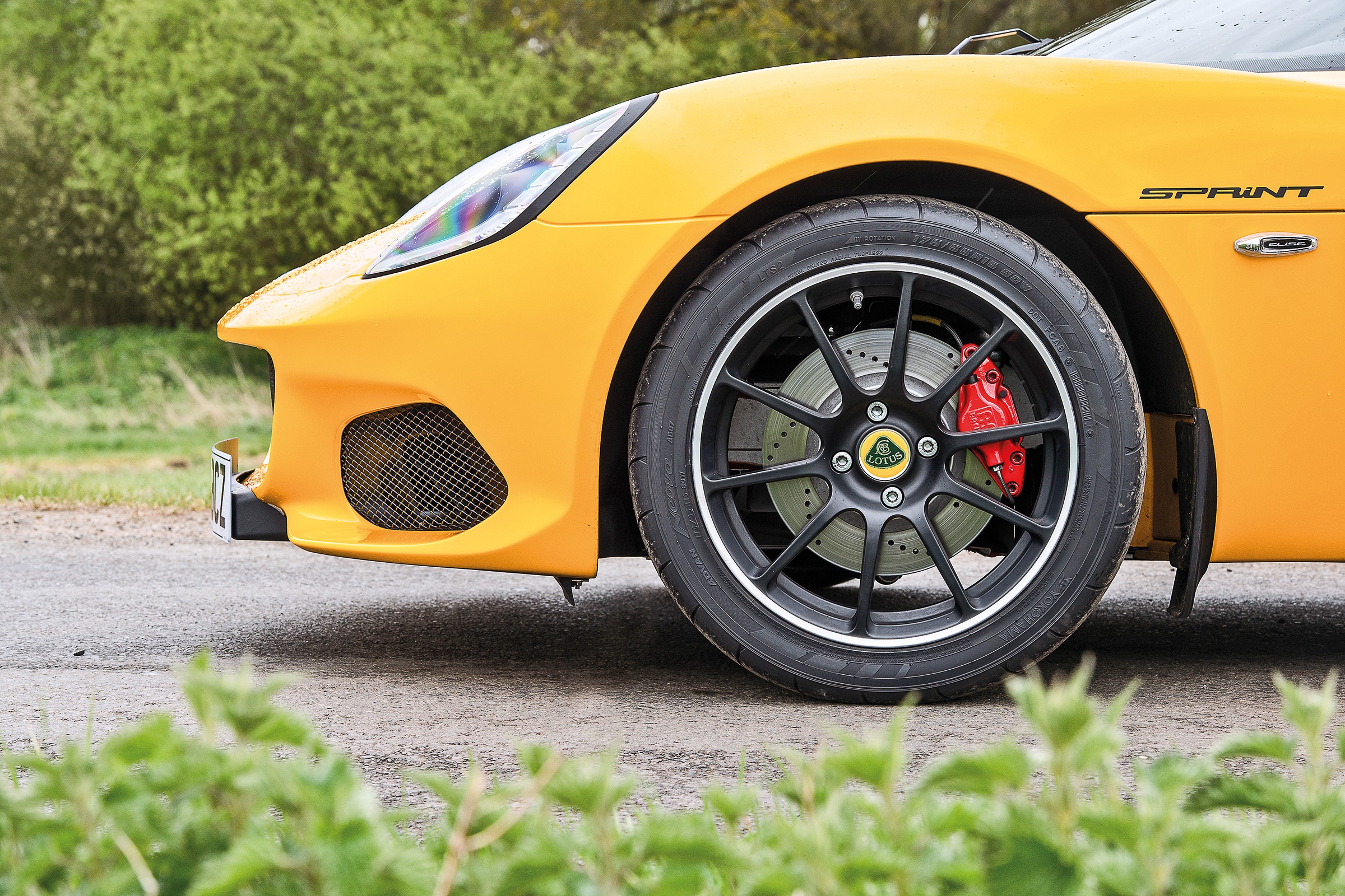 Lotus Elise Sprint 220 - wheel closeup
