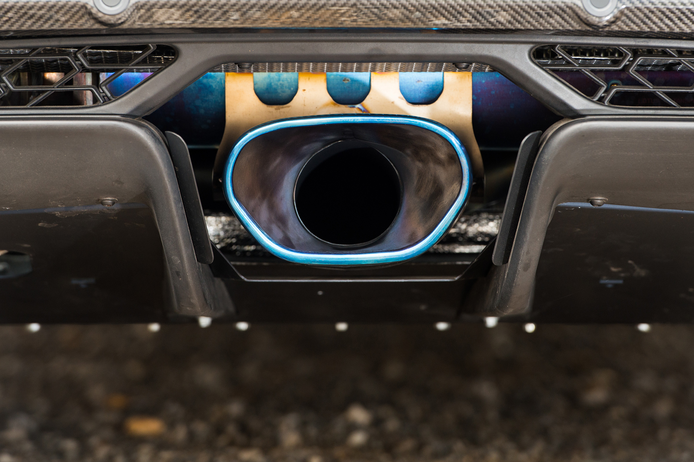 Lotus Exige 380 Cup - exhaust
