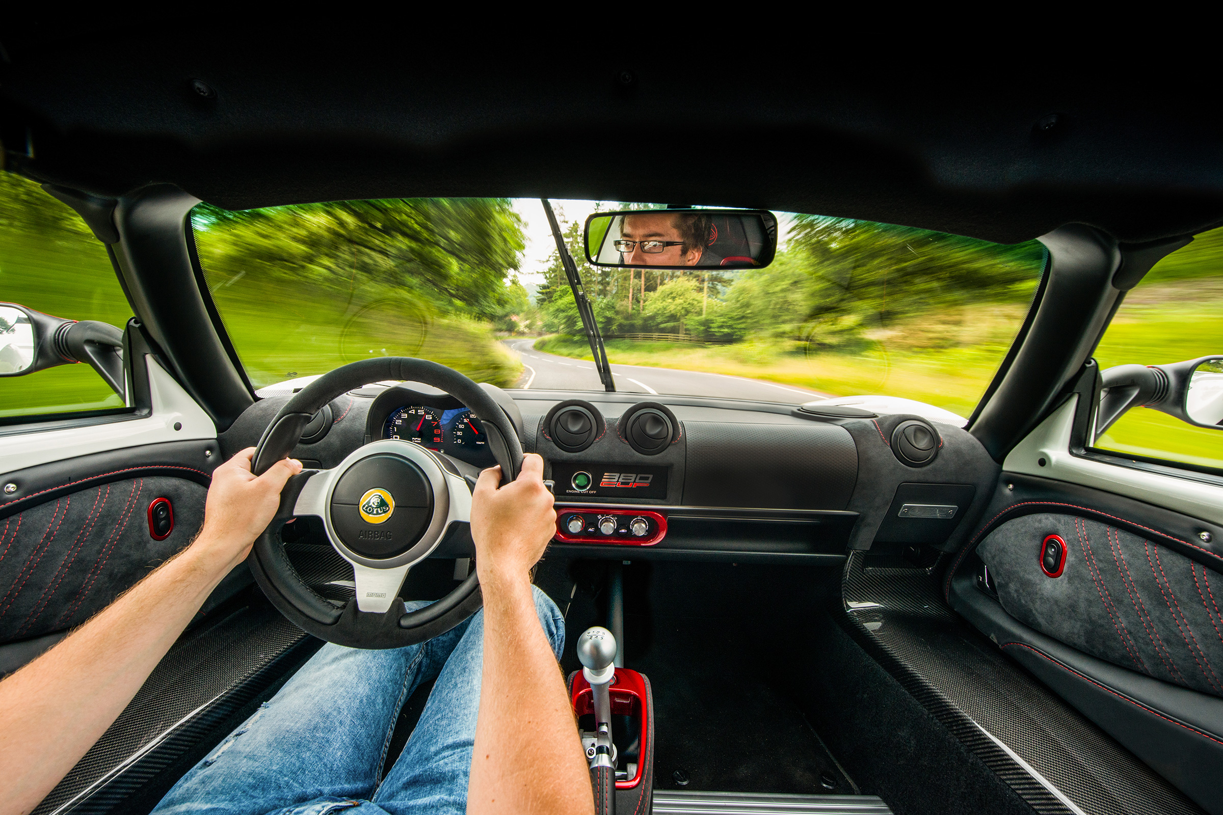 Lotus Exige 380 Cup - cabin over shoulder
