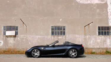Ferrari 599 SA Aperta - profile