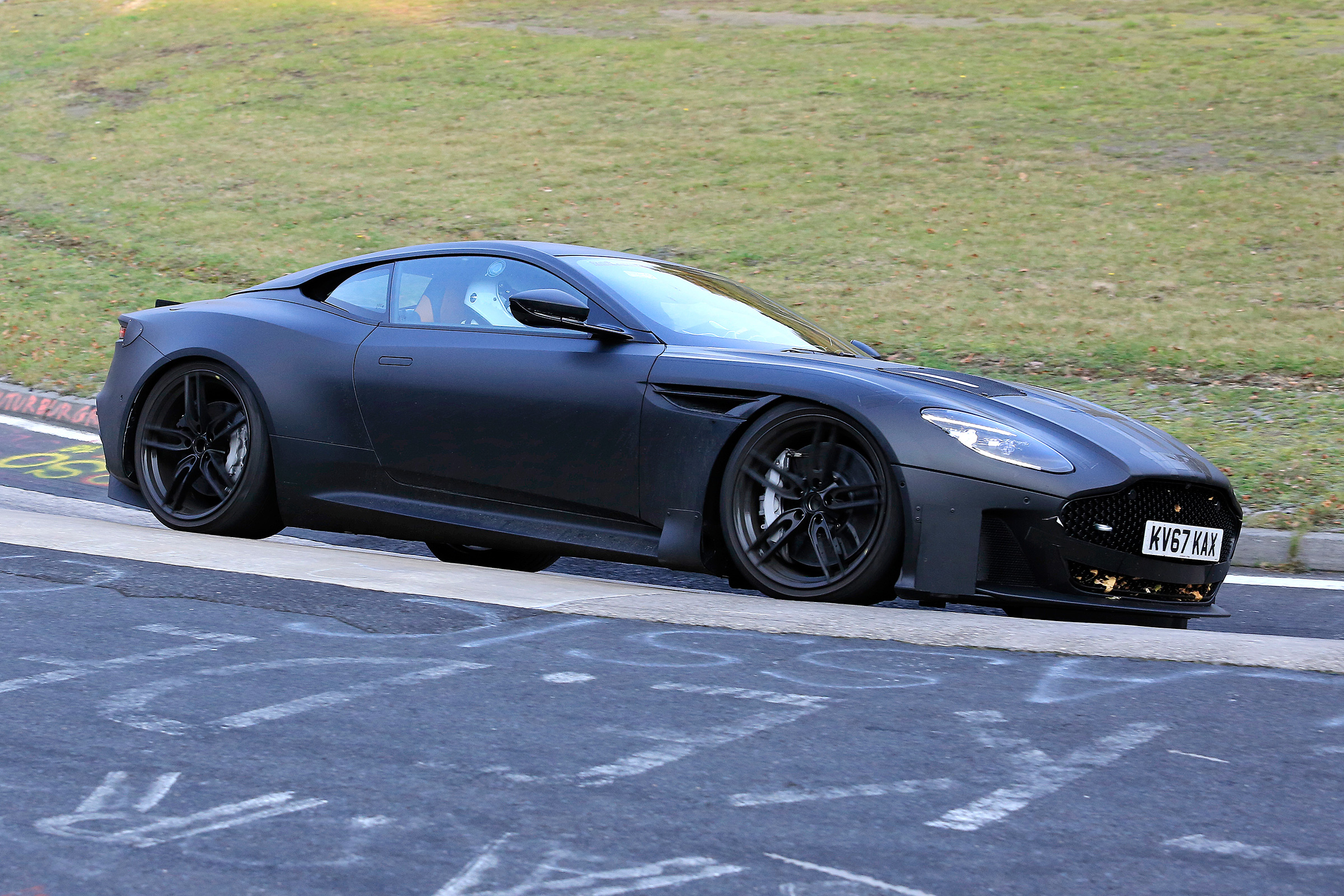 Aston Martin Vanquish Nurburgring – side