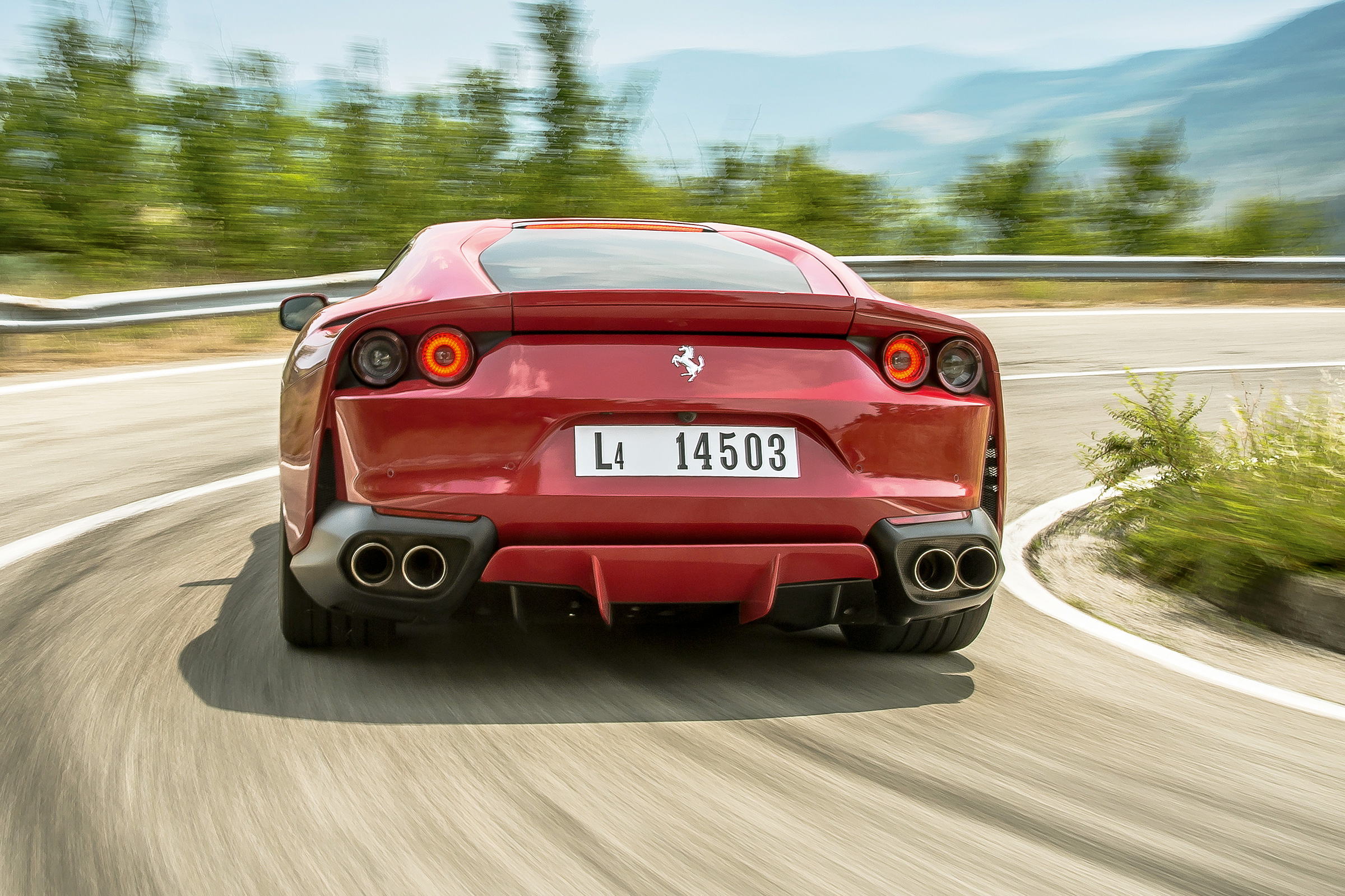 Ferrari 812 Superfast - rear