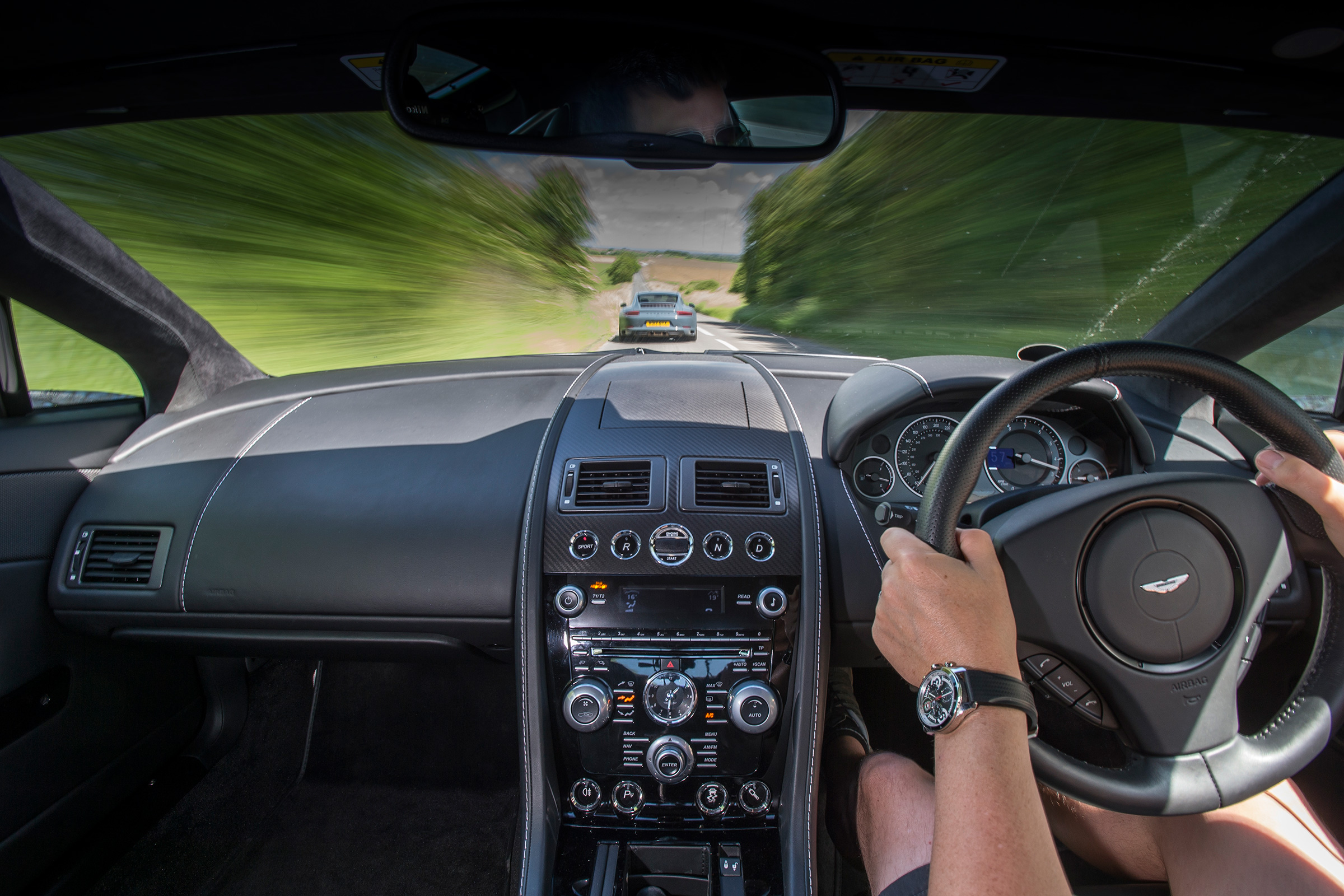 Porsche 911 Carrera GTS v Aston Martin V12 Vantage S