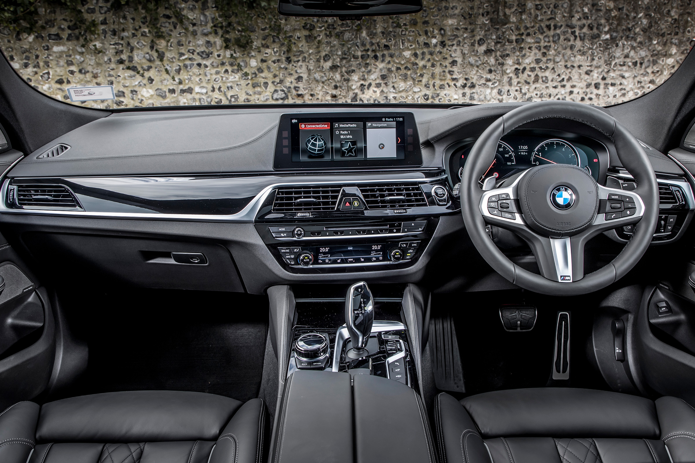 BMW 6-series GT 640i - interior