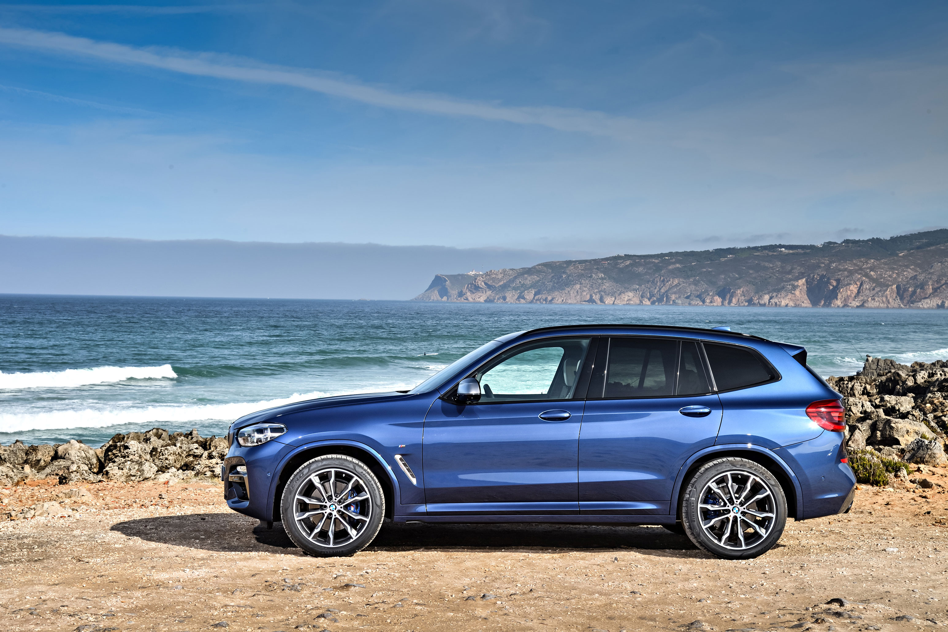 BMW X3 M40i - Side