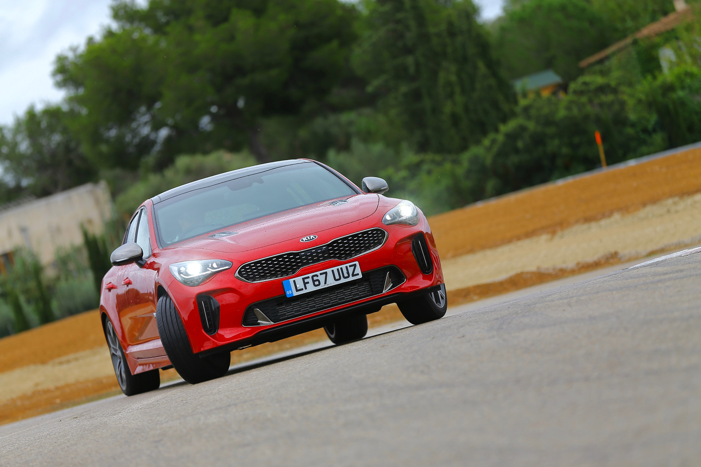 Kia Stinger GT-S UK - sideways