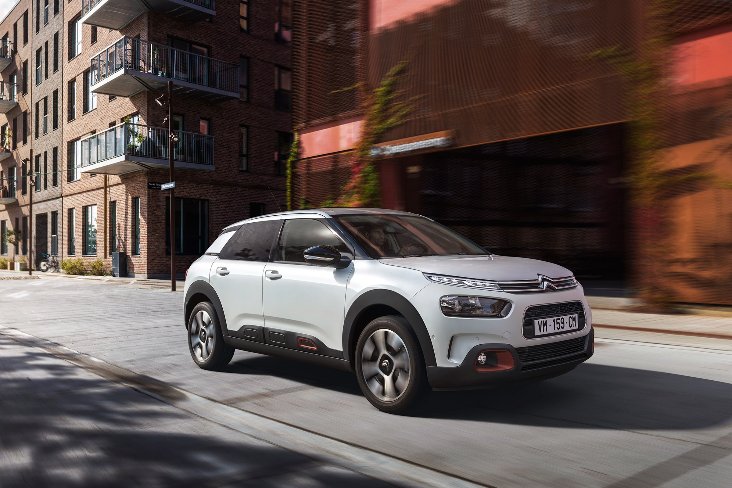 Citroen C4 Cactus - front white