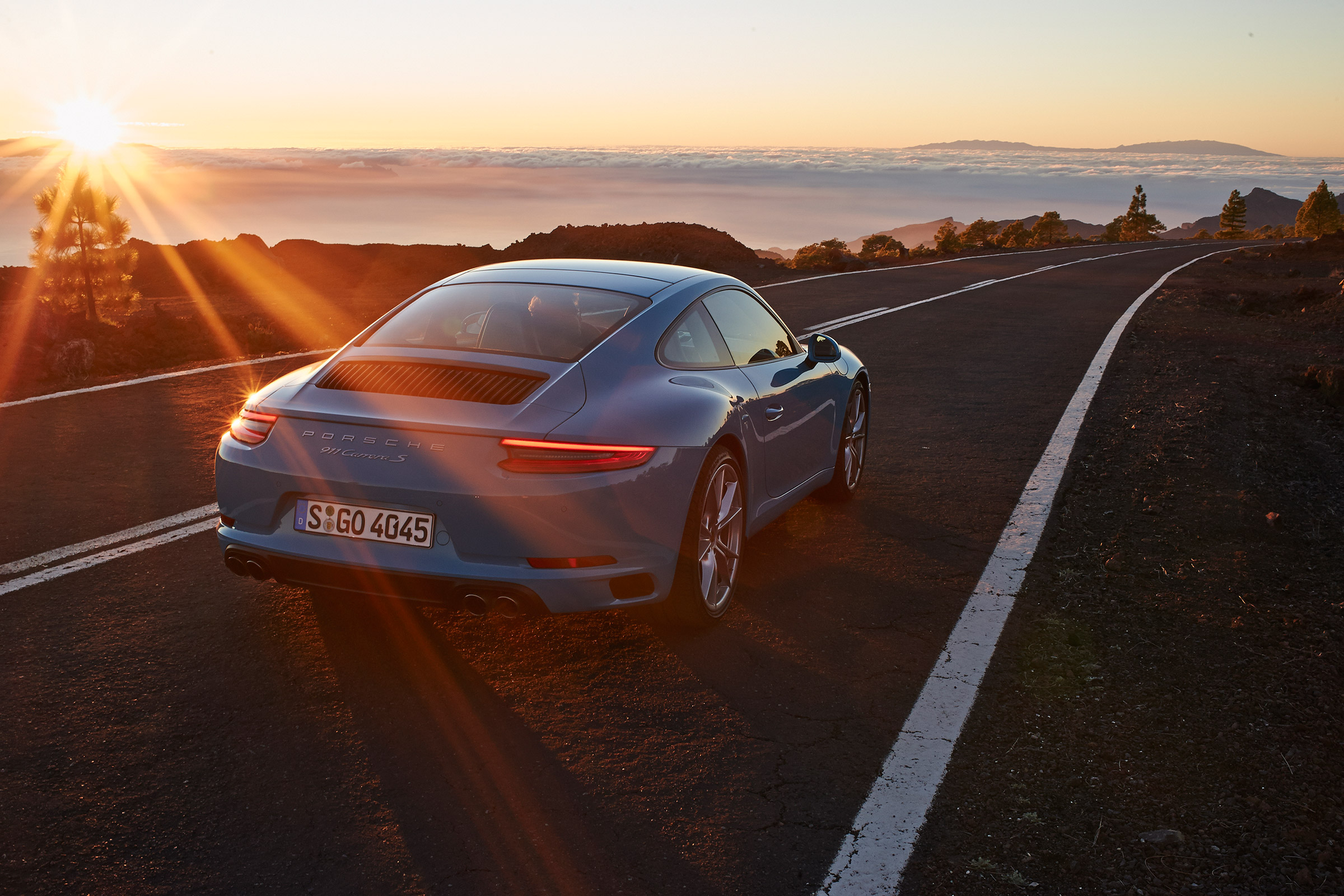 Porsche 911 Carrera S 991.2 - rear mood
