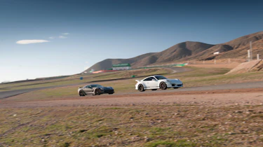 ZO6 v 911 GT3 US - tracks