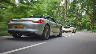 Abarth 124 Spider v Porsche Boxster