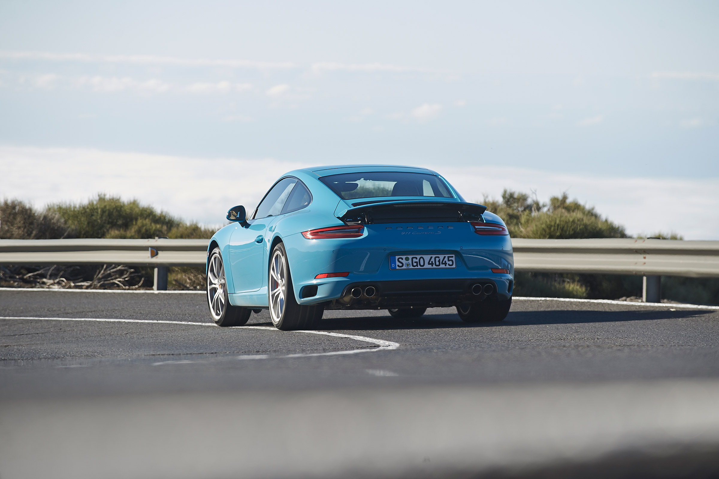 Porsche 911 Carrera S 991.2 - rear
