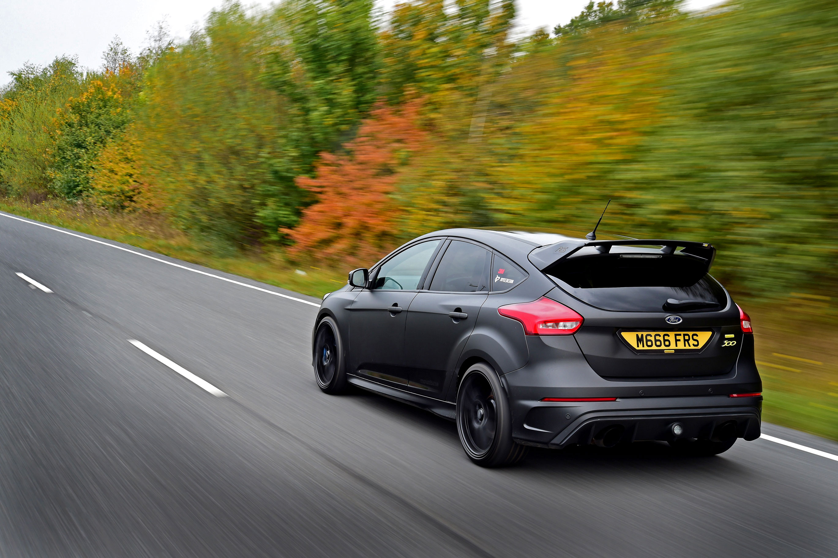 Ford Focus RS Mountune M400 - Rear