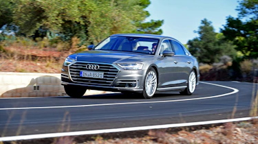 Audi A8 - front quarter dynamic