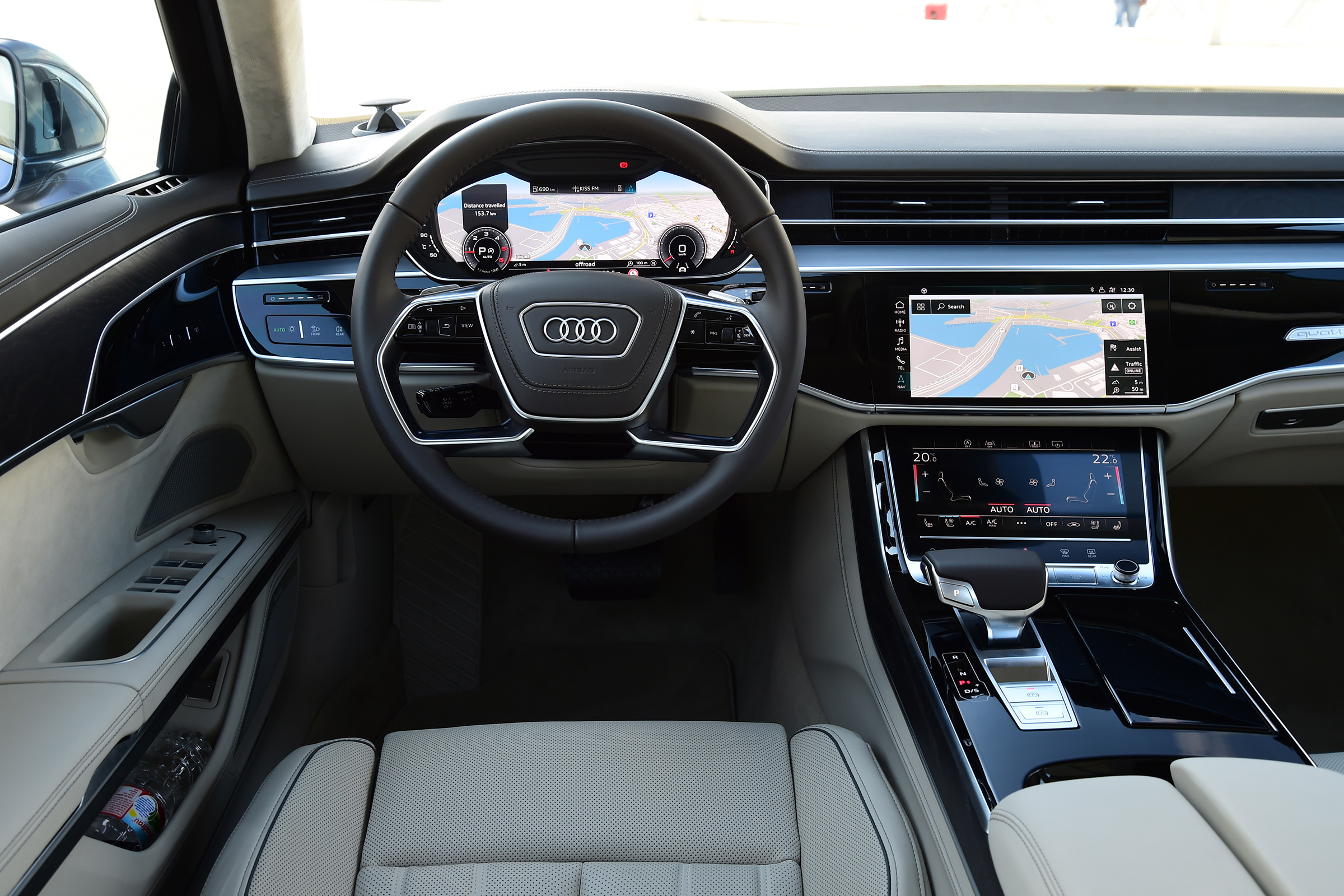 Audi A8 - driver area