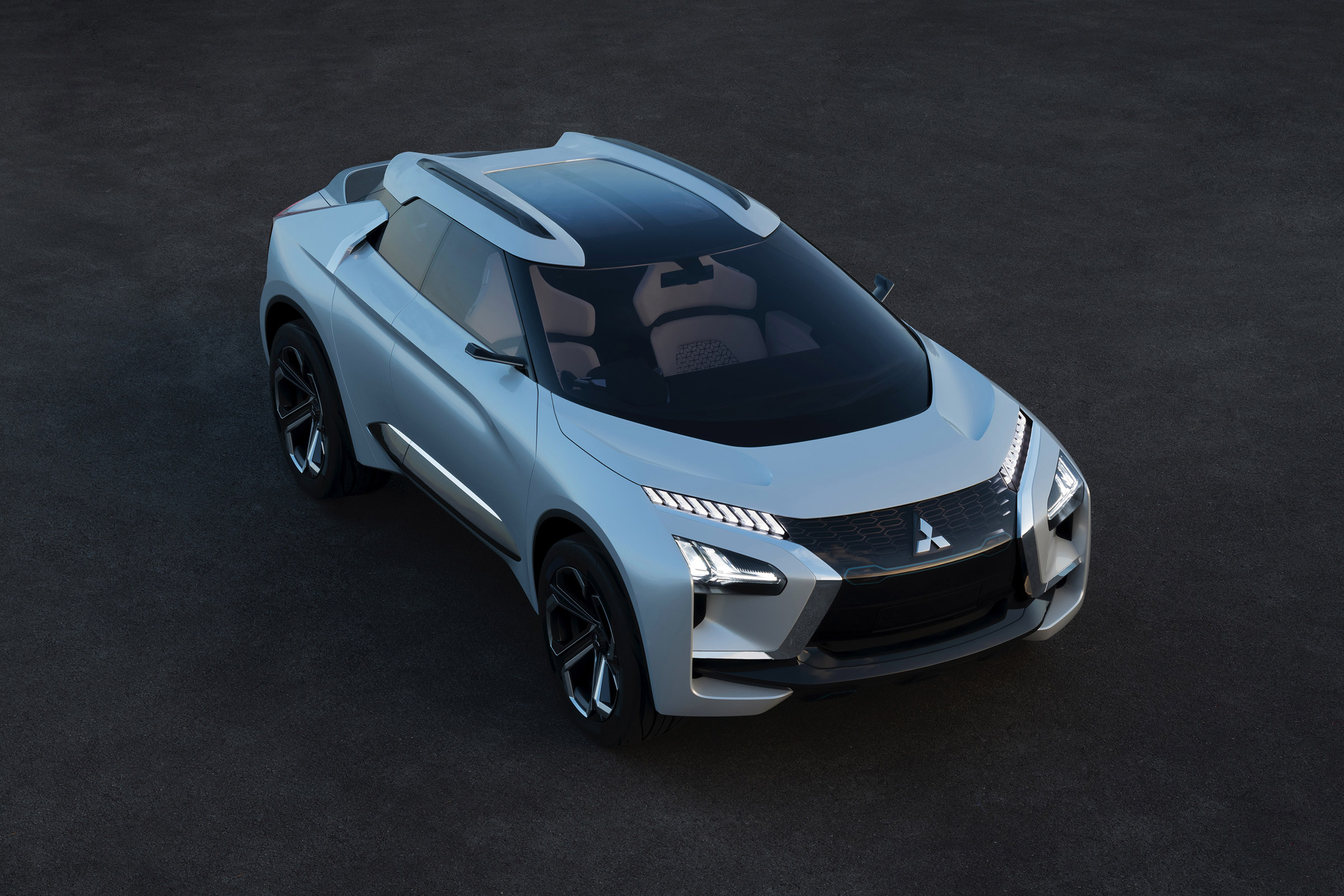 Mitsubishi e-Evolution front top