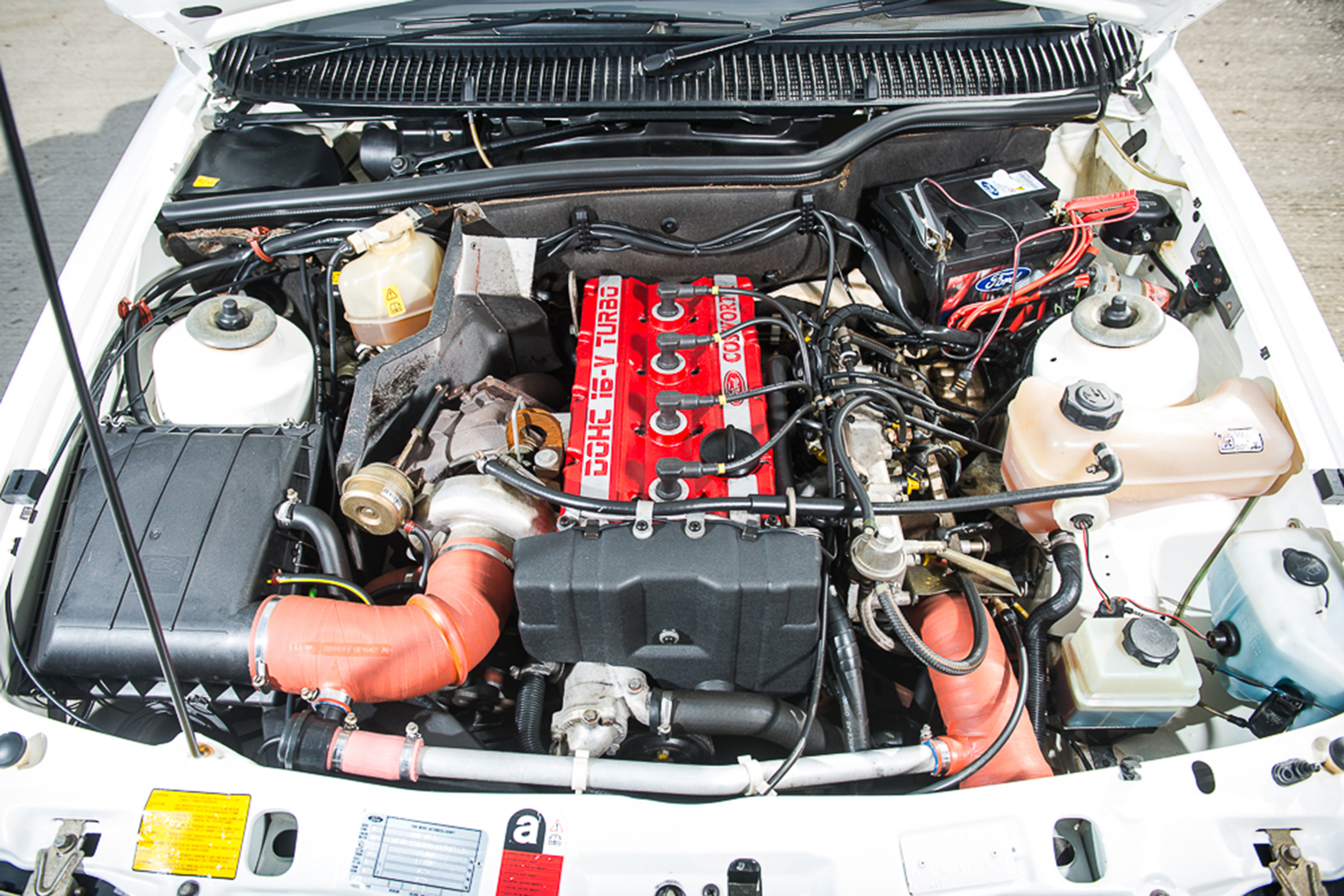 Ford Sierra Cosworth RS500 – engine bay