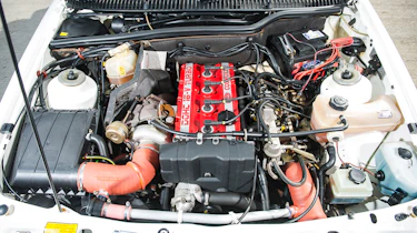Ford Sierra Cosworth RS500 – engine bay