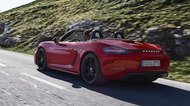 718 Boxster and Cayman GTS - rear dynamic