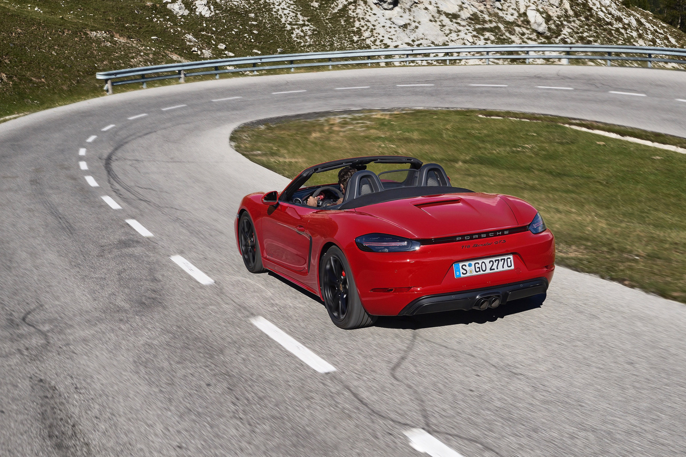 718 Boxster and Cayman GTS - rear driving