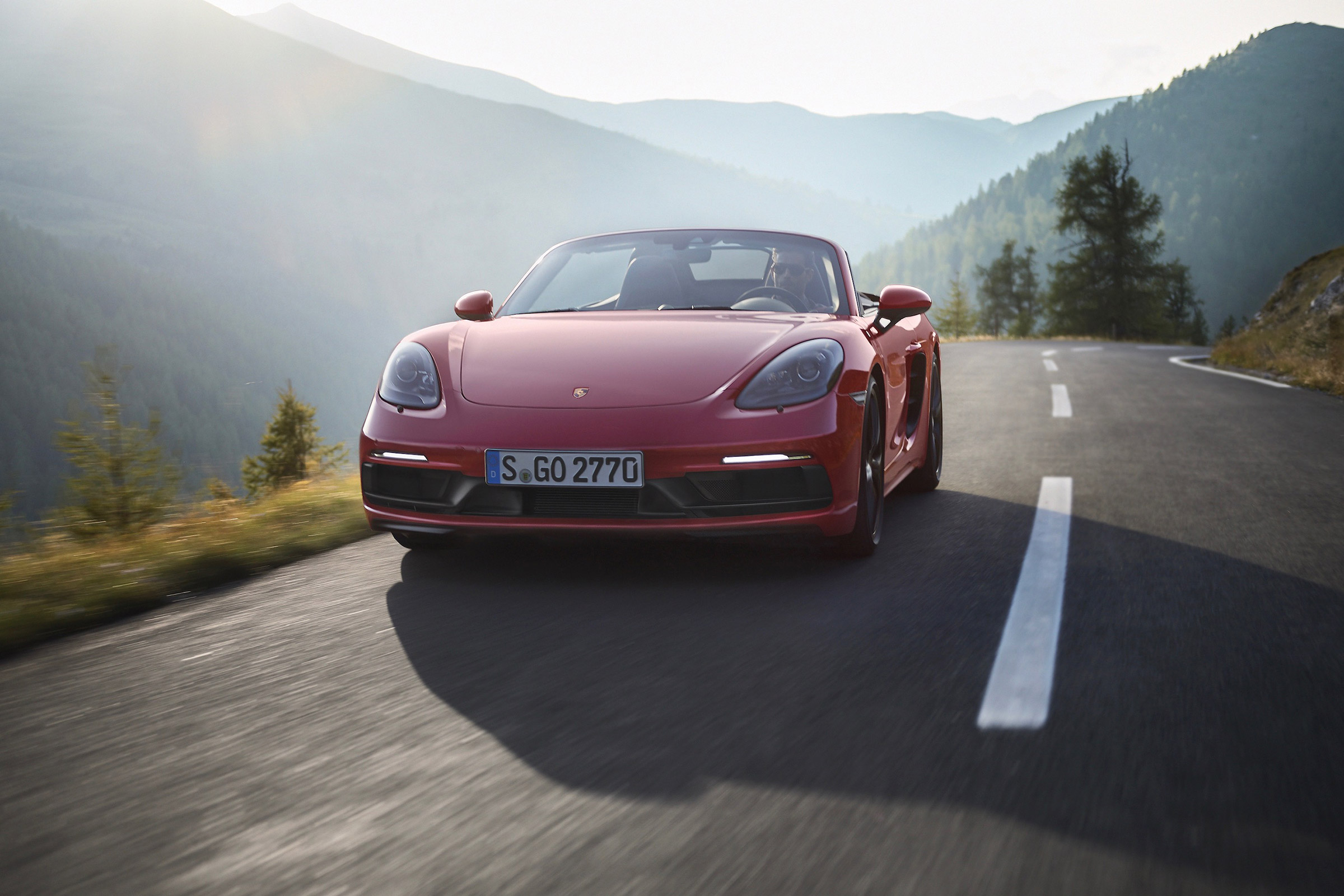 718 Boxster and Cayman GTS - front