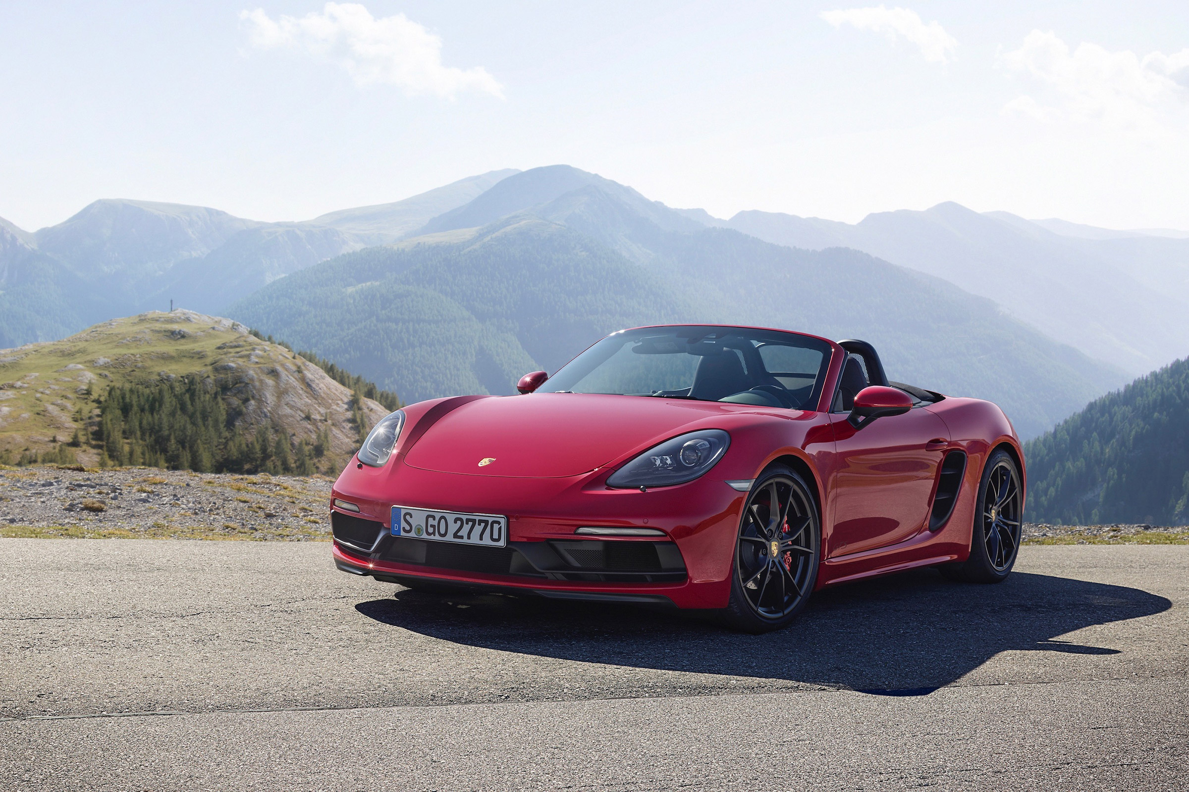 718 Boxster and Cayman GTS - front