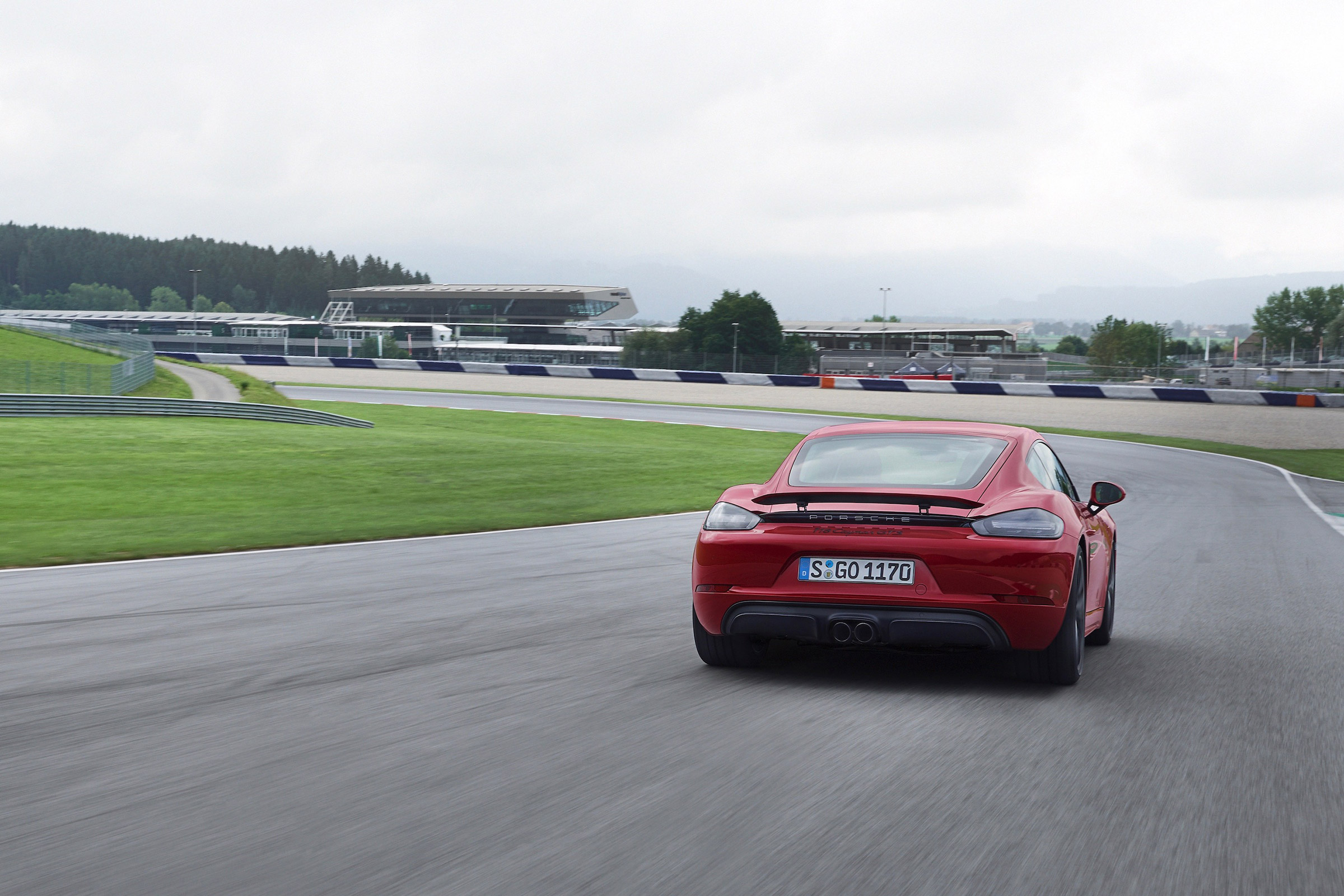 718 Boxster and Cayman GTS - rear track