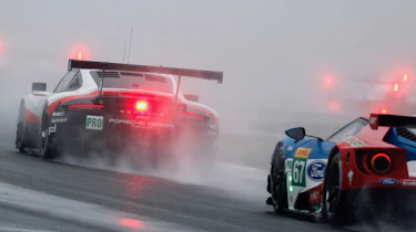 WEC R7 Fuji - RSR v GT