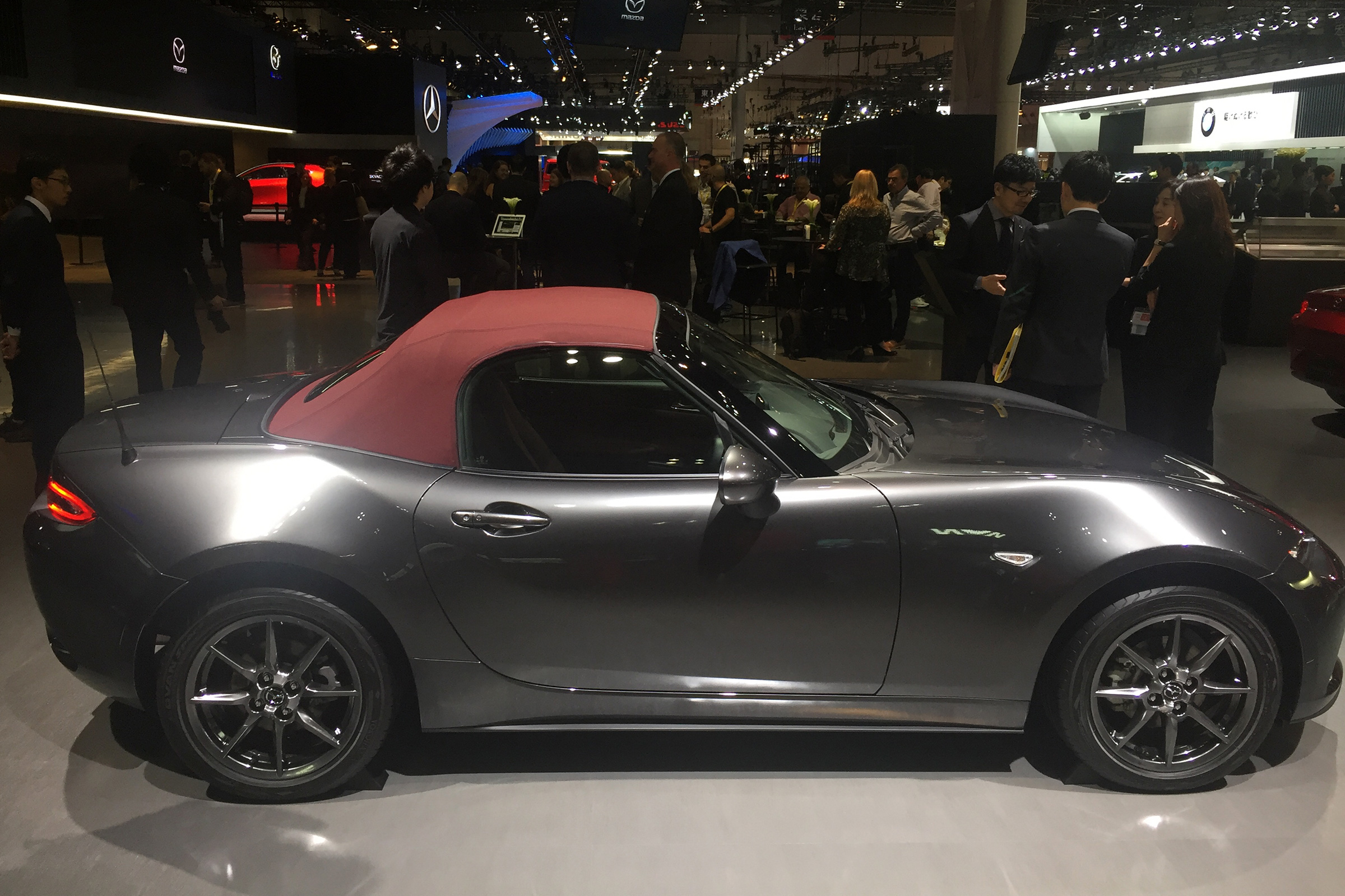 Mazda MX-5 Roadster Tokyo 2017 – side