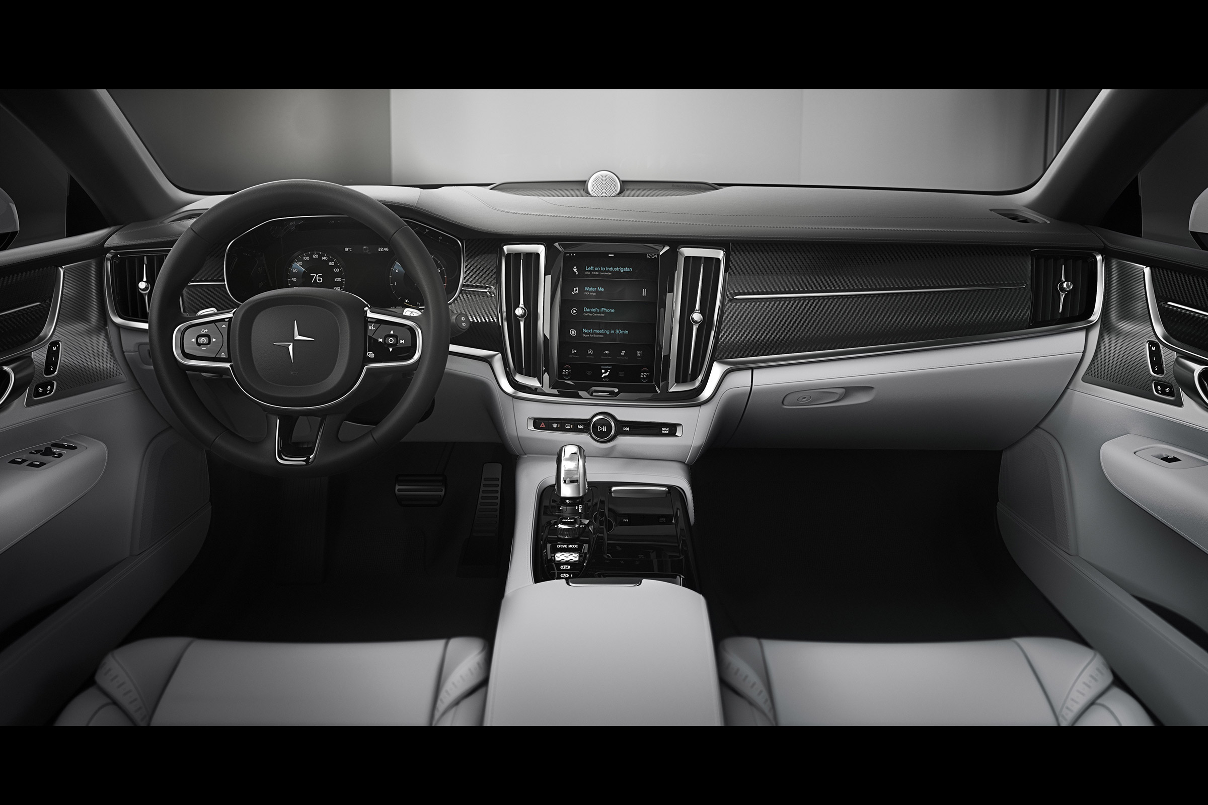 Polestar 1 - dash