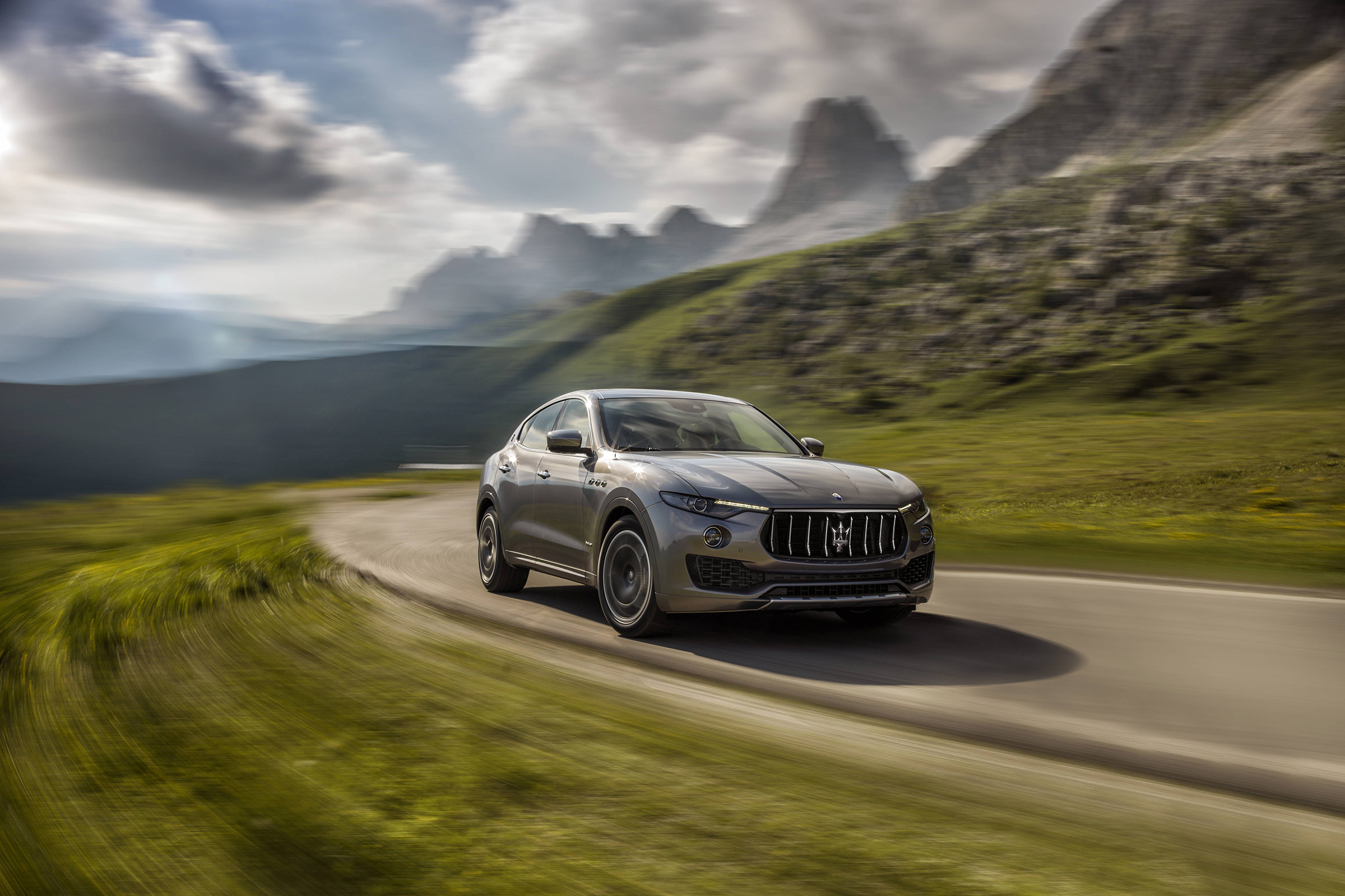 MY18 Maserati Levante S - front GL