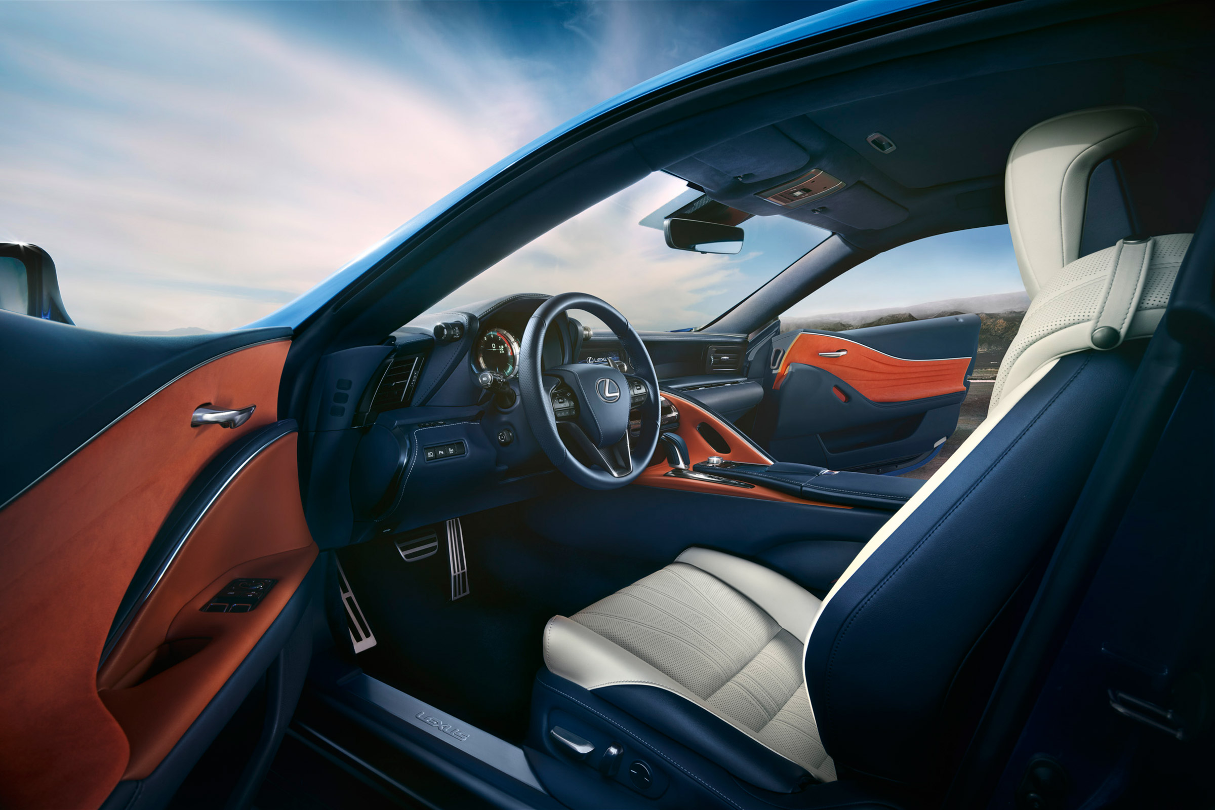 Lexus LC 500 Structural Blue edition - interior