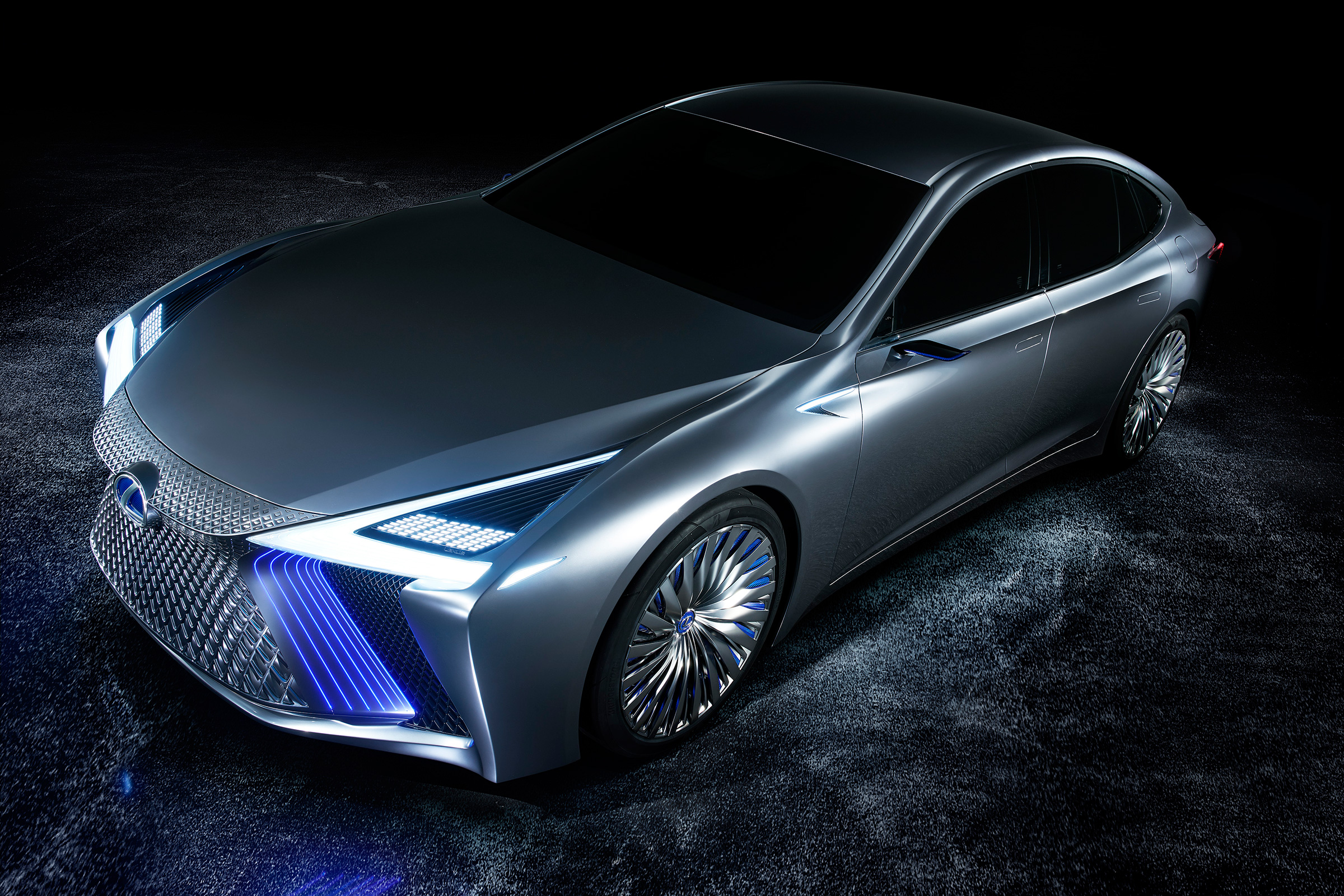 Lexus LS+ Concept – front quarter