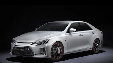Toyota Mark X - front