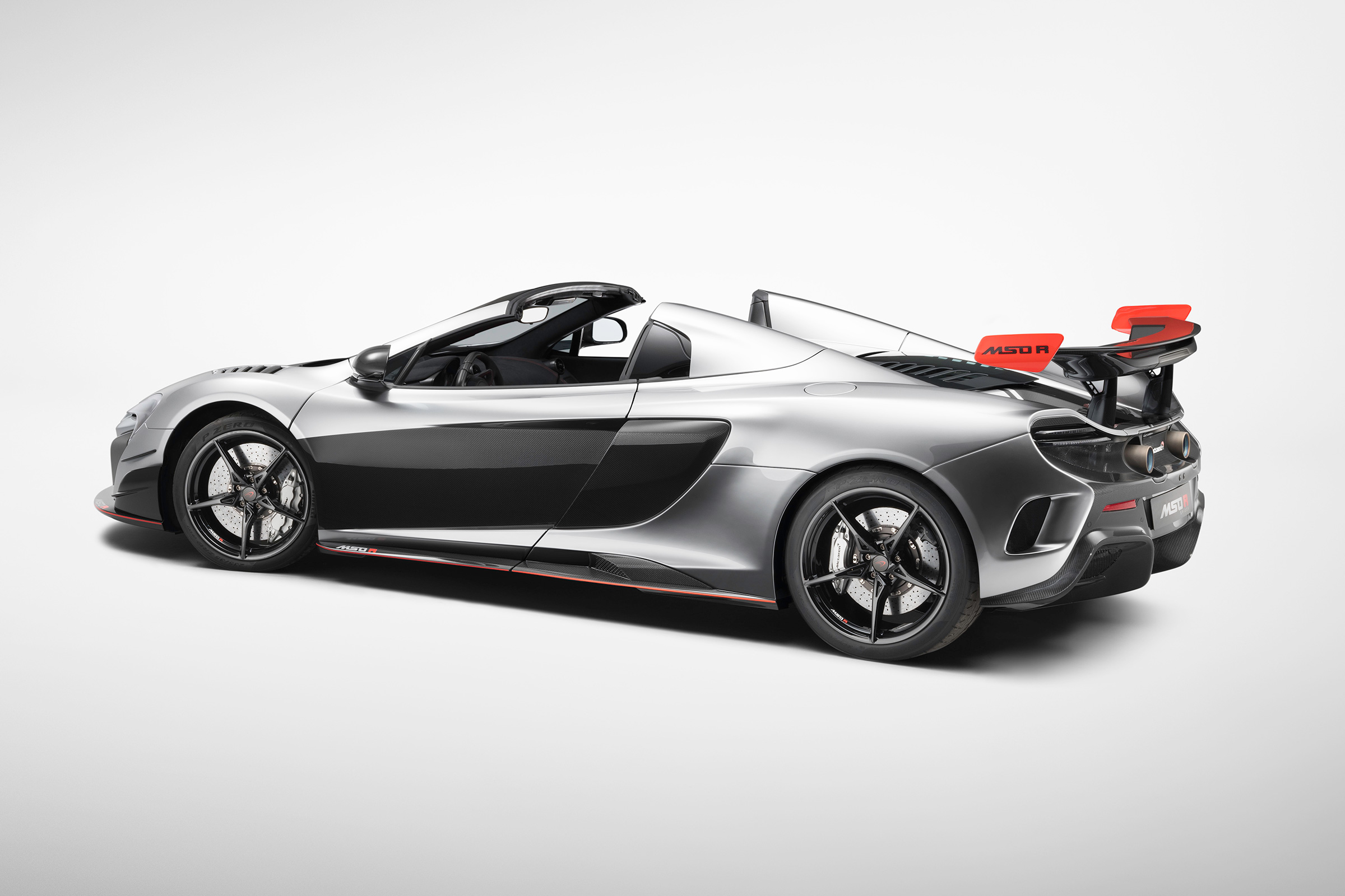 McLaren MSO R coupe - side