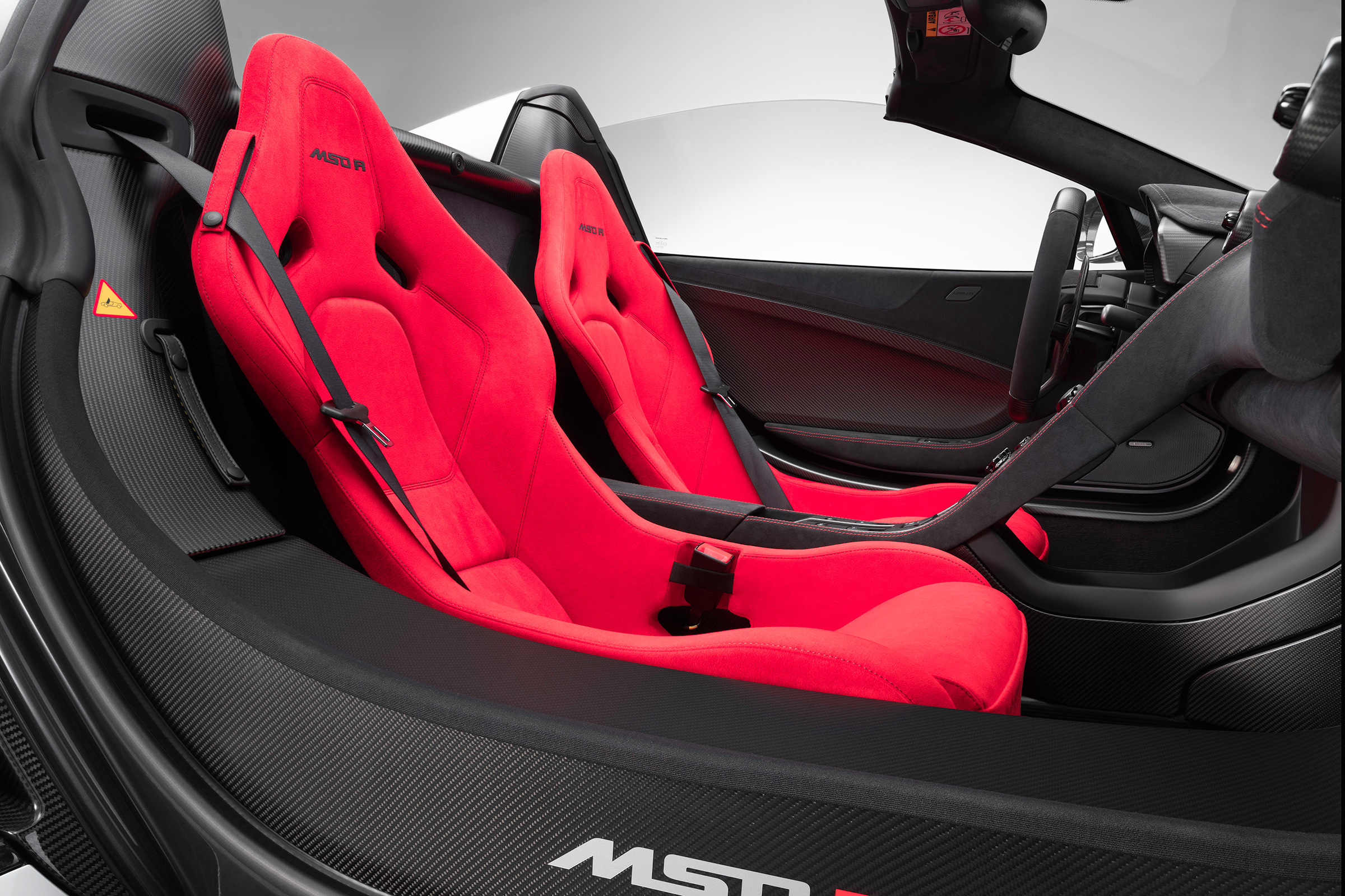 McLaren MSO R - interior