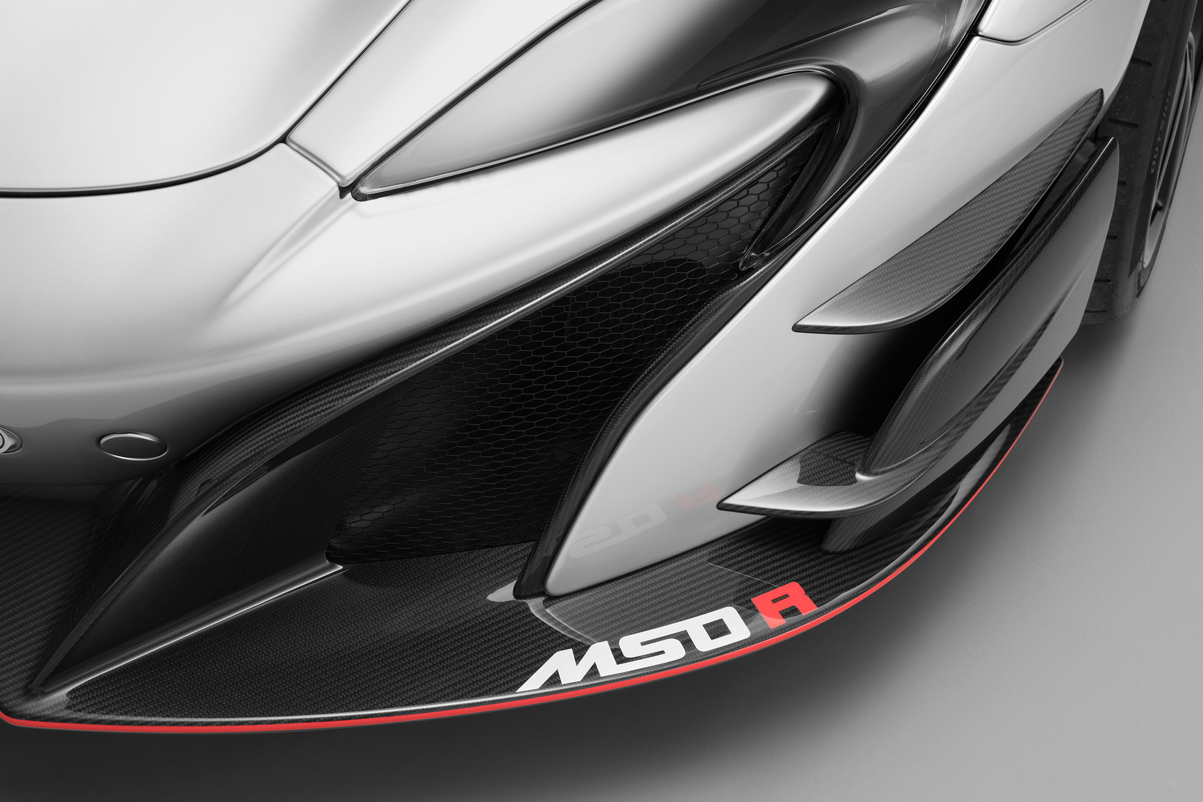 McLaren MSO R - front splitter