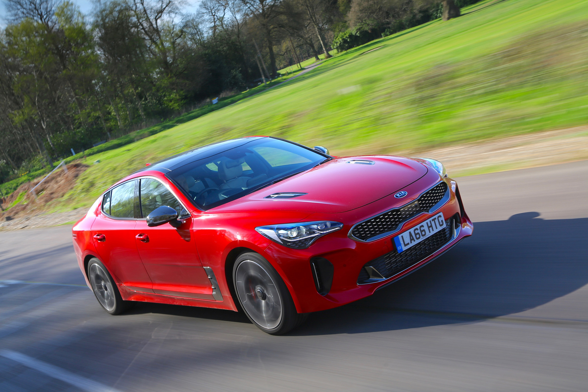 Kia Stinger GT press - front