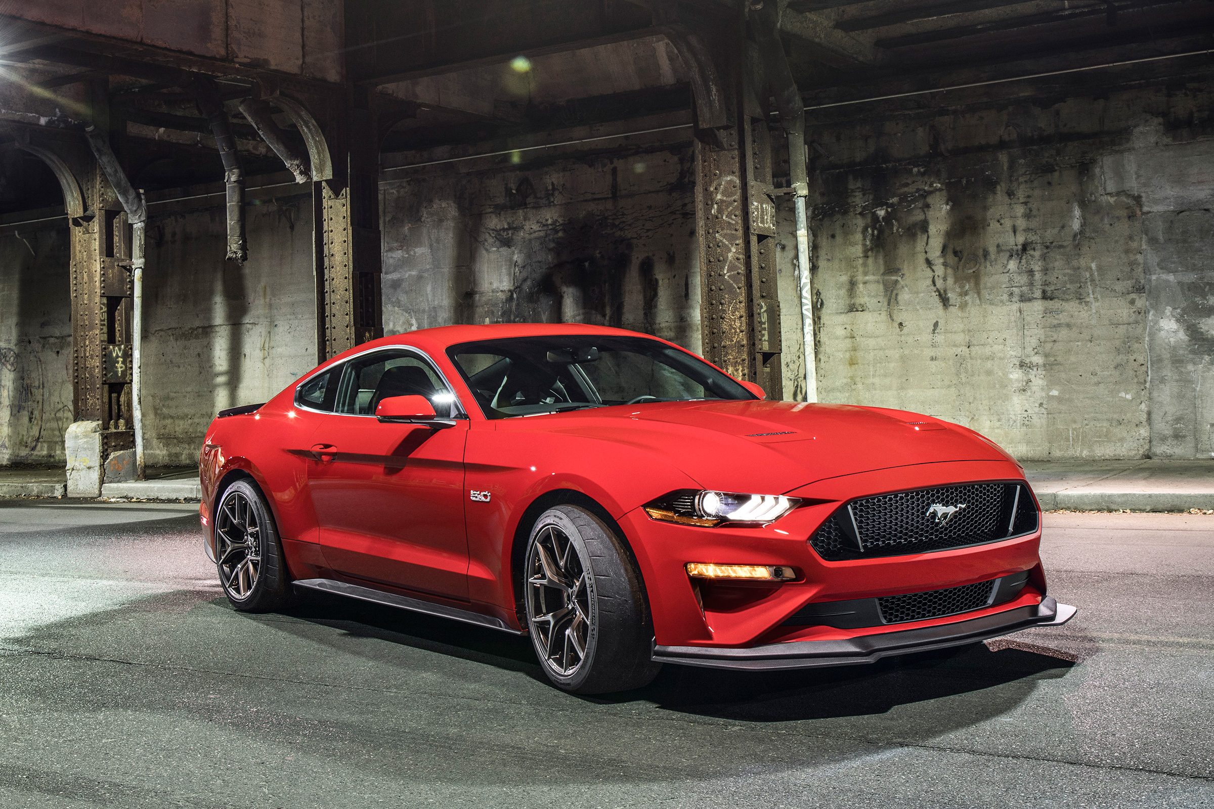 Ford Mustang GT Performance Pack Level 2 –  front quarter