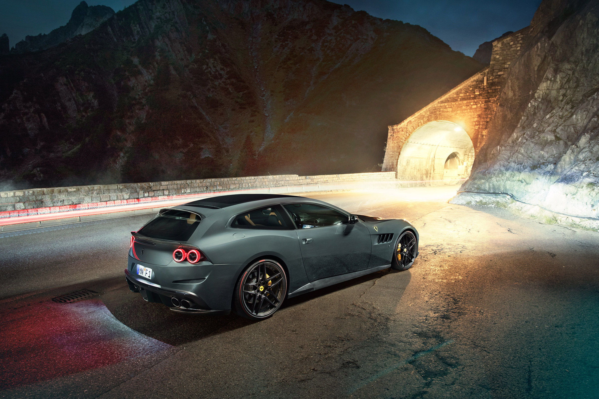 Novitec GTC4 Lusso T - top rear