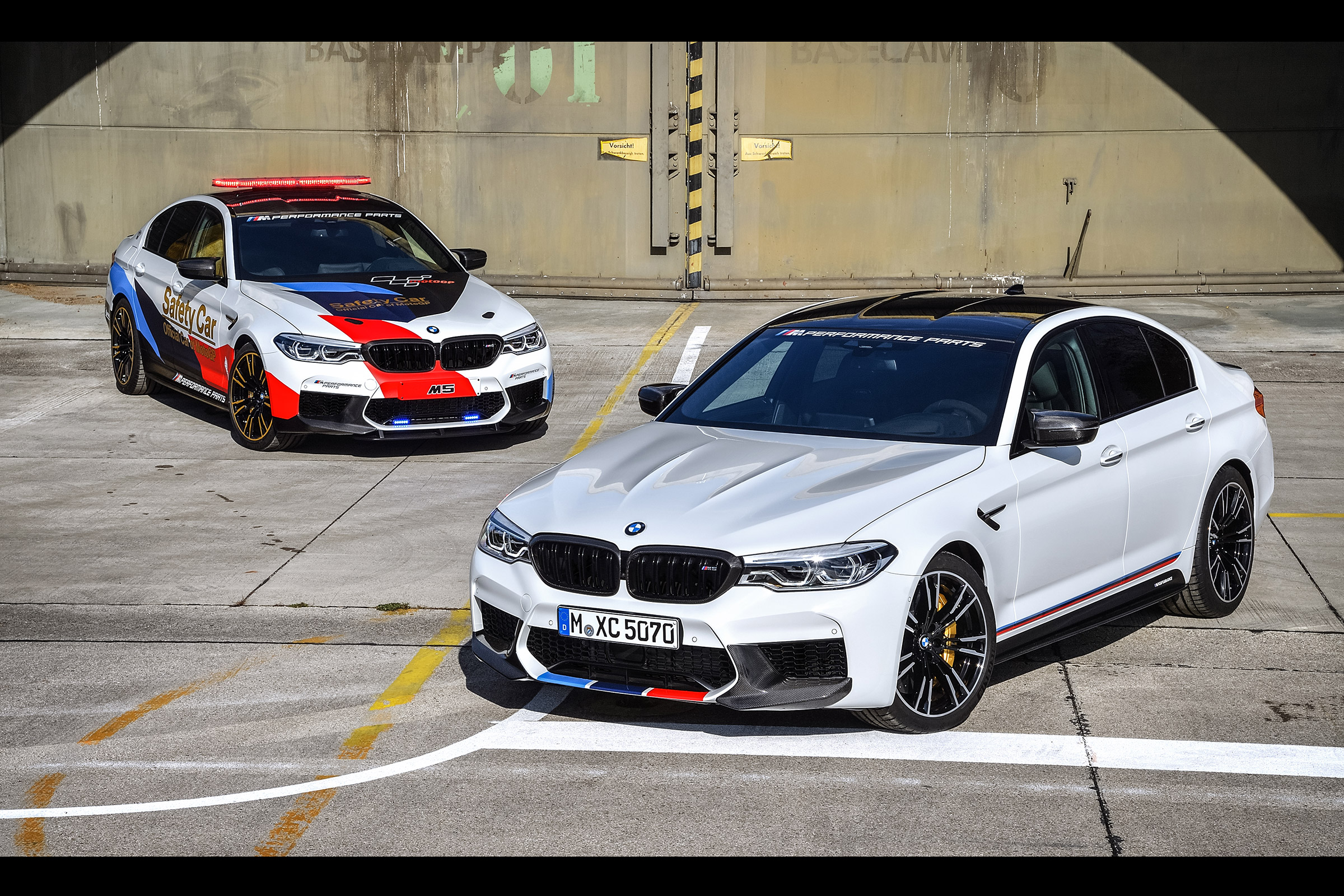 header M5