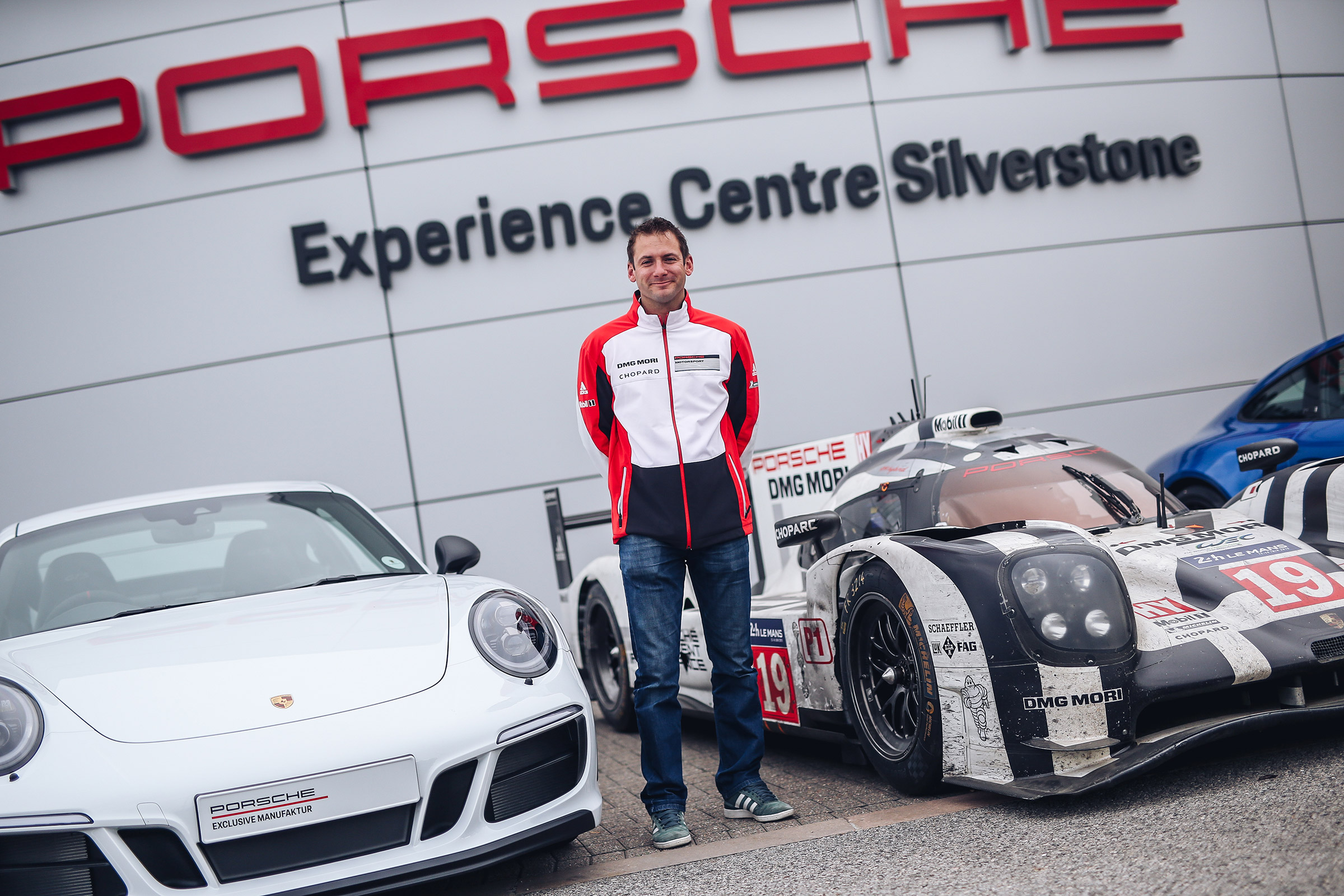 Porsche 911 Carrera 4 GTS - Nick Tandy edition