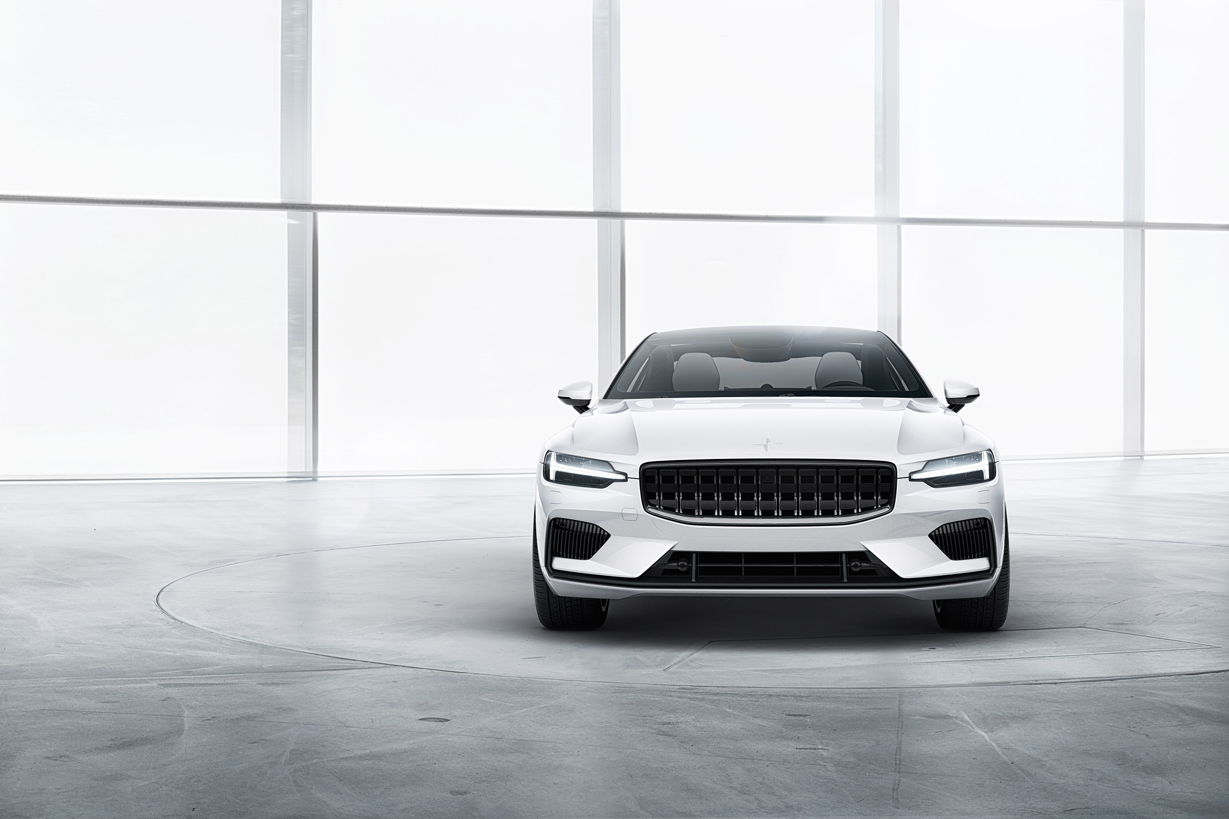 Polestar 1 - front