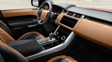 Range Rover Sport - on road interior