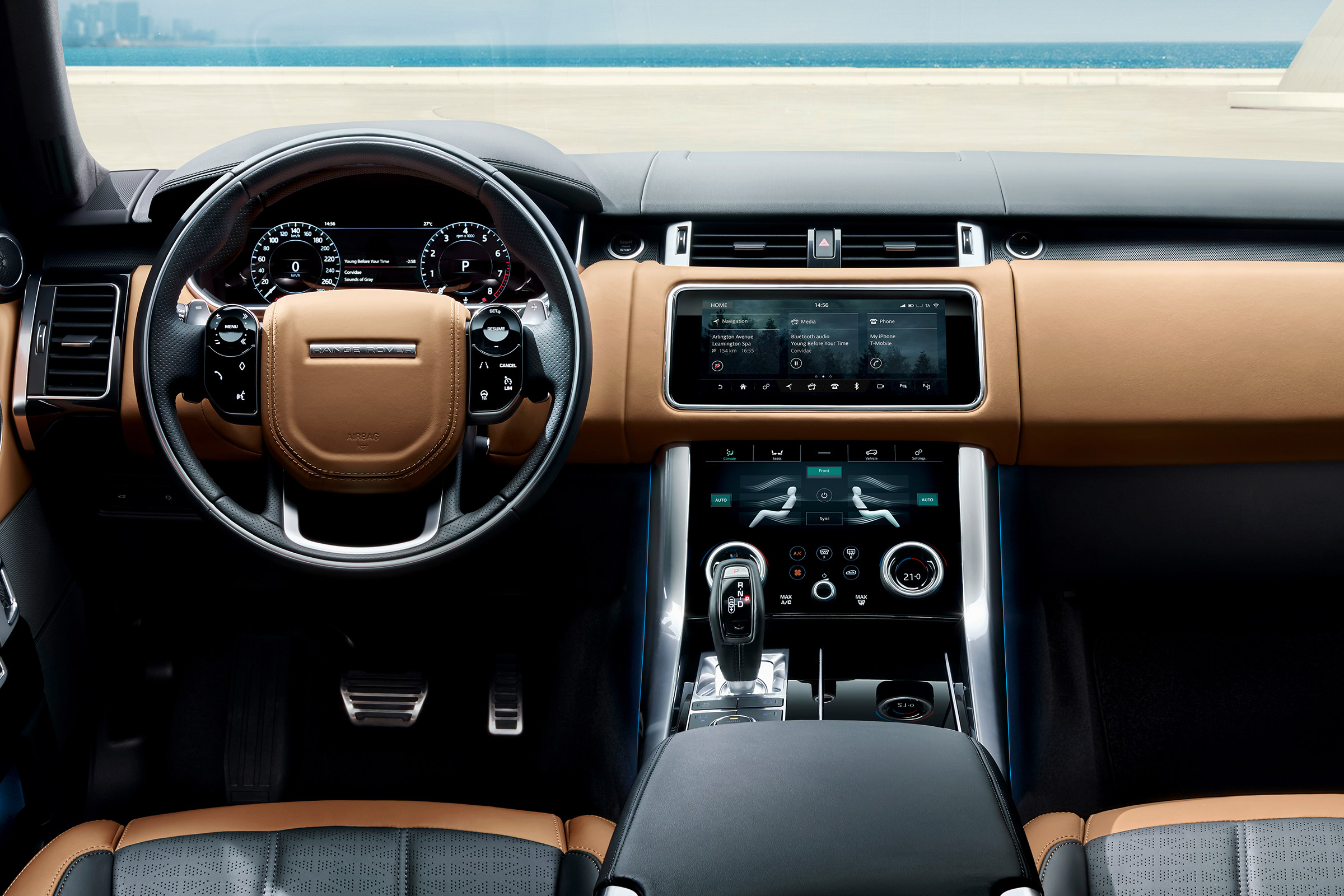 Range Rover Sport - on road interior2