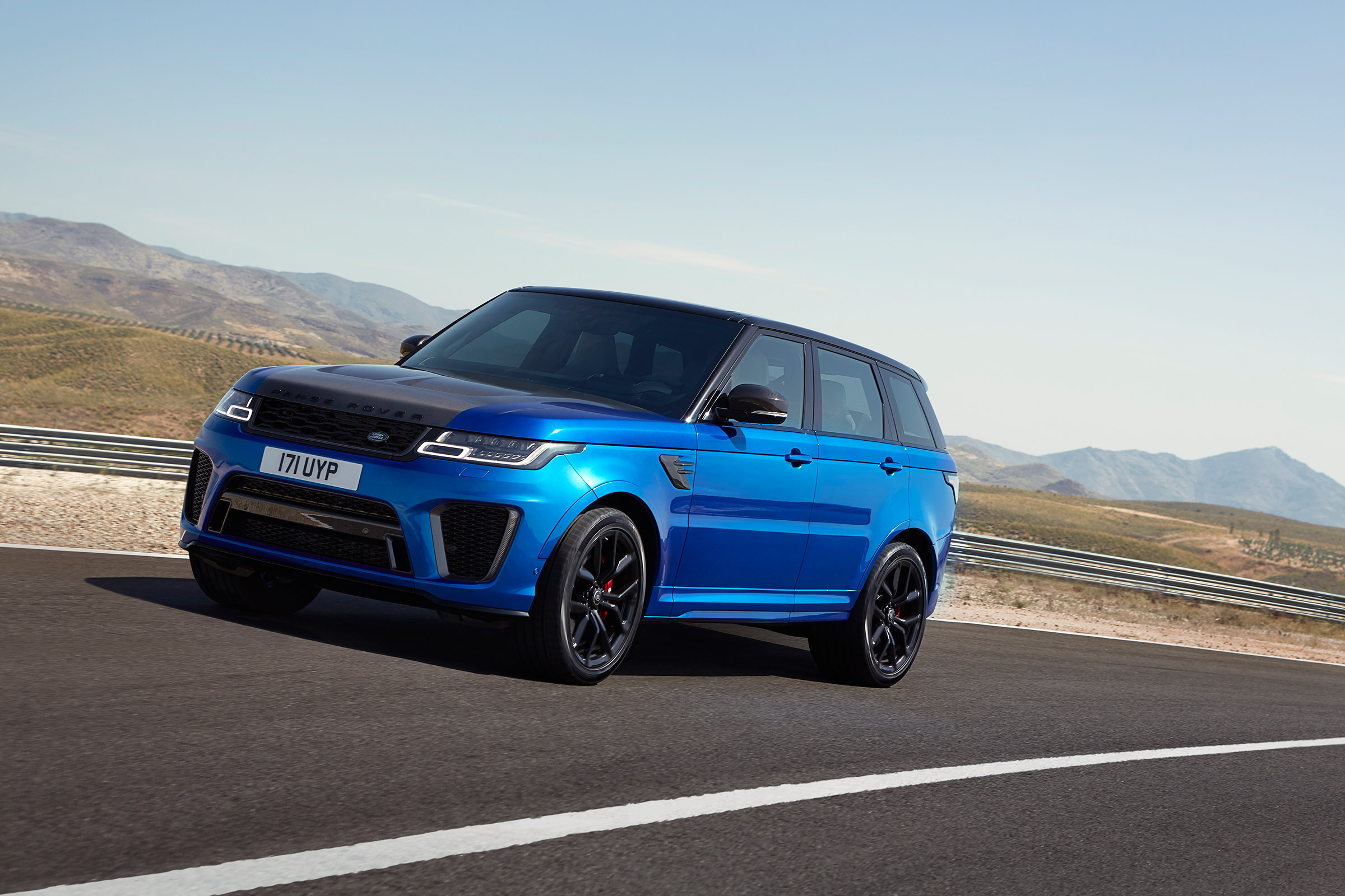 Range Rover Sport SVR - front quarter
